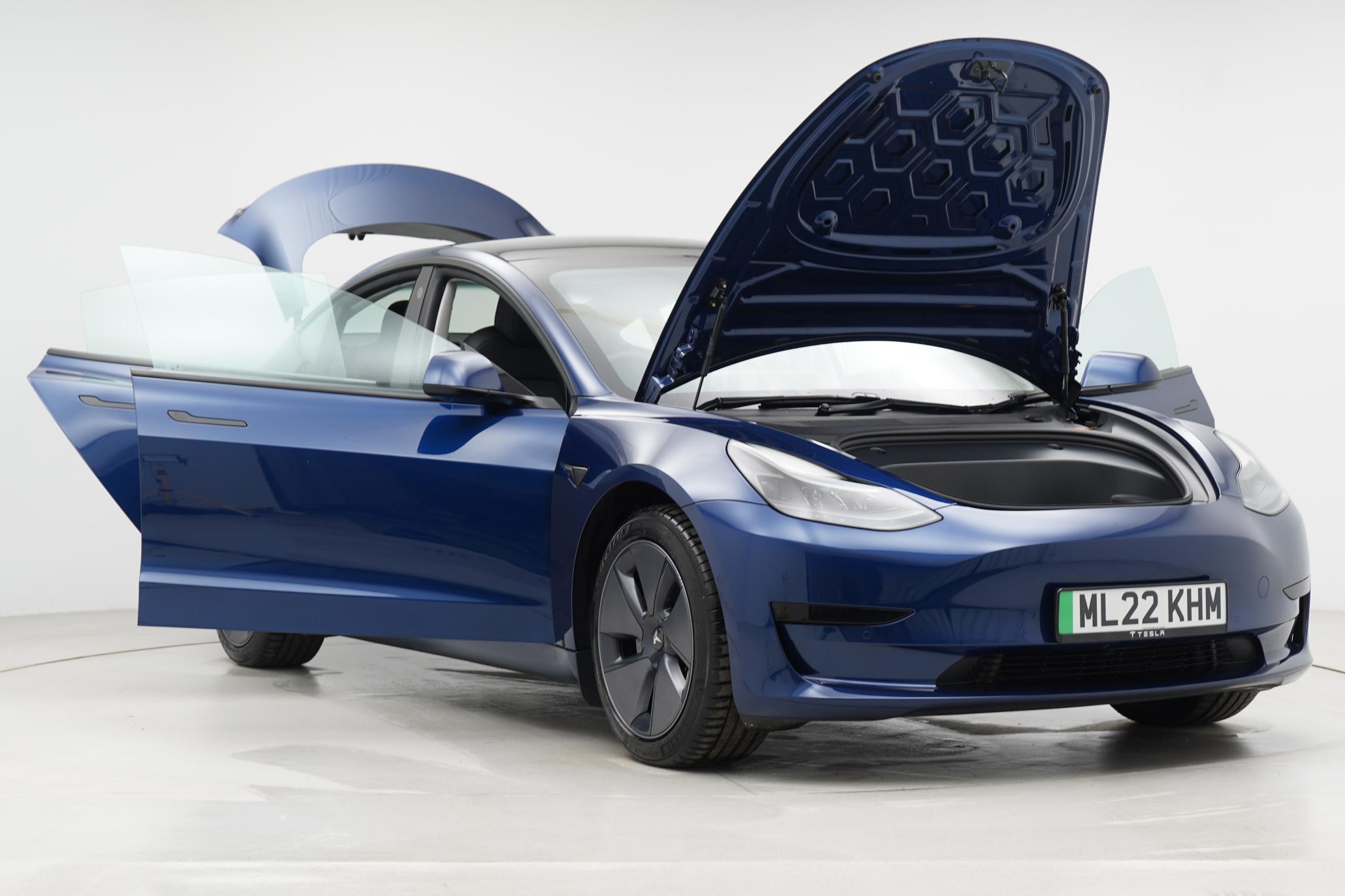 Tesla Model 3 Standard Range Plus Saloon 4dr Electric Auto RWD (241 bhp)