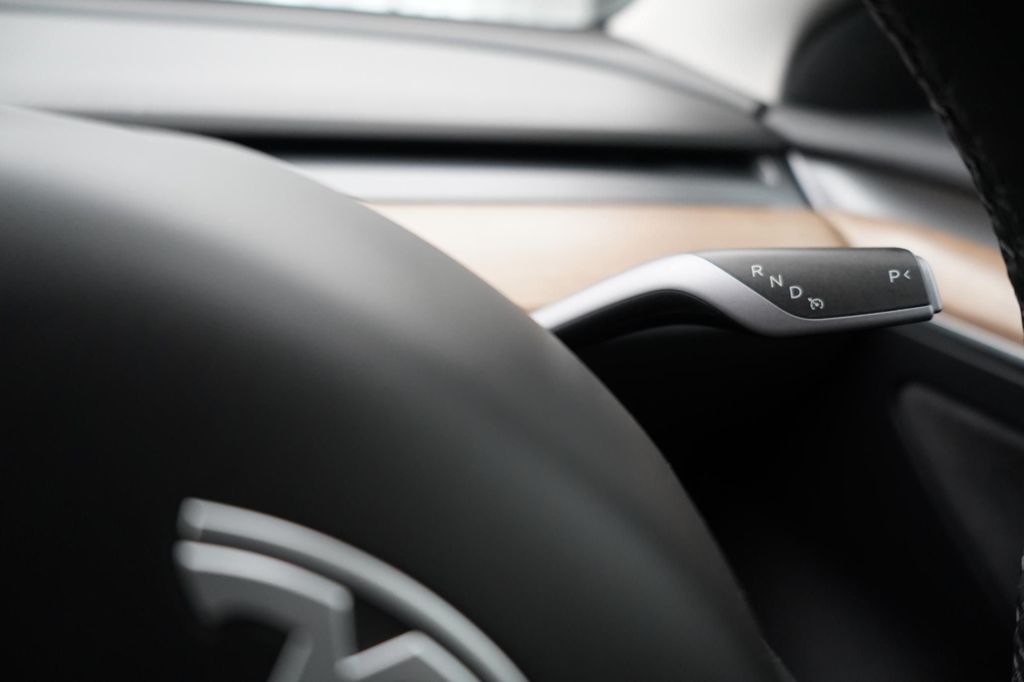 Tesla Model 3 Standard Range Plus Saloon 4dr Electric Auto RWD (241 bhp)