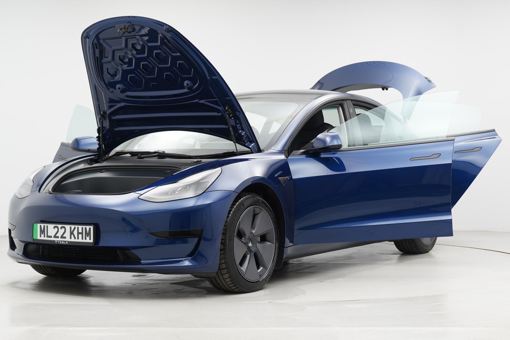 Tesla Model 3 Standard Range Plus Saloon 4dr Electric Auto RWD (241 bhp)