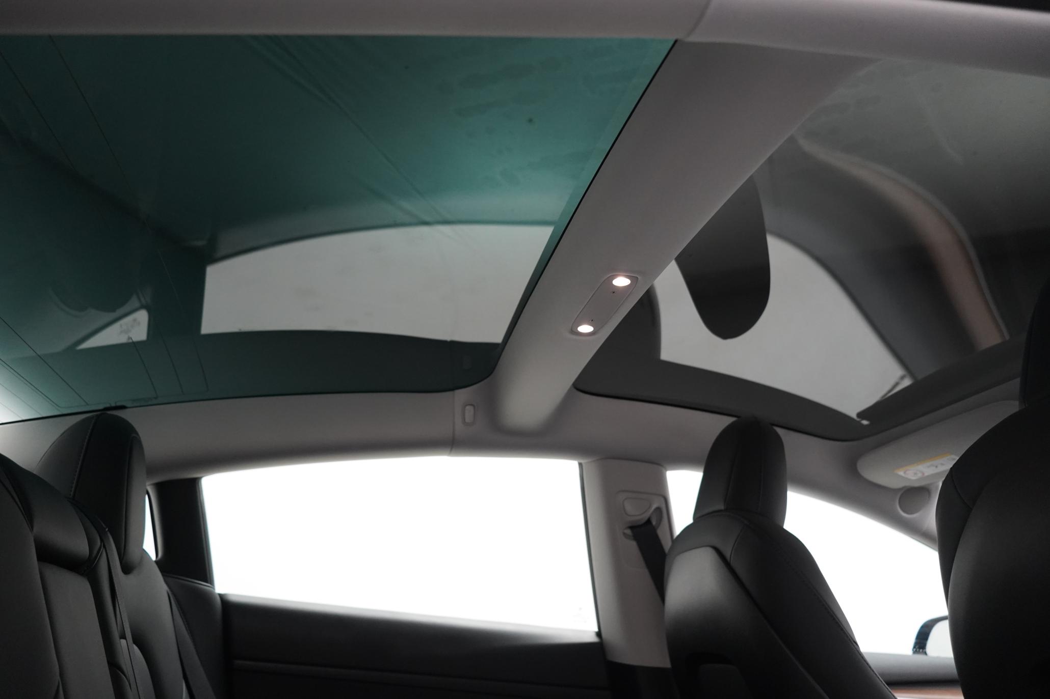 Tesla Model 3 Standard Range Plus Saloon 4dr Electric Auto RWD (241 bhp)