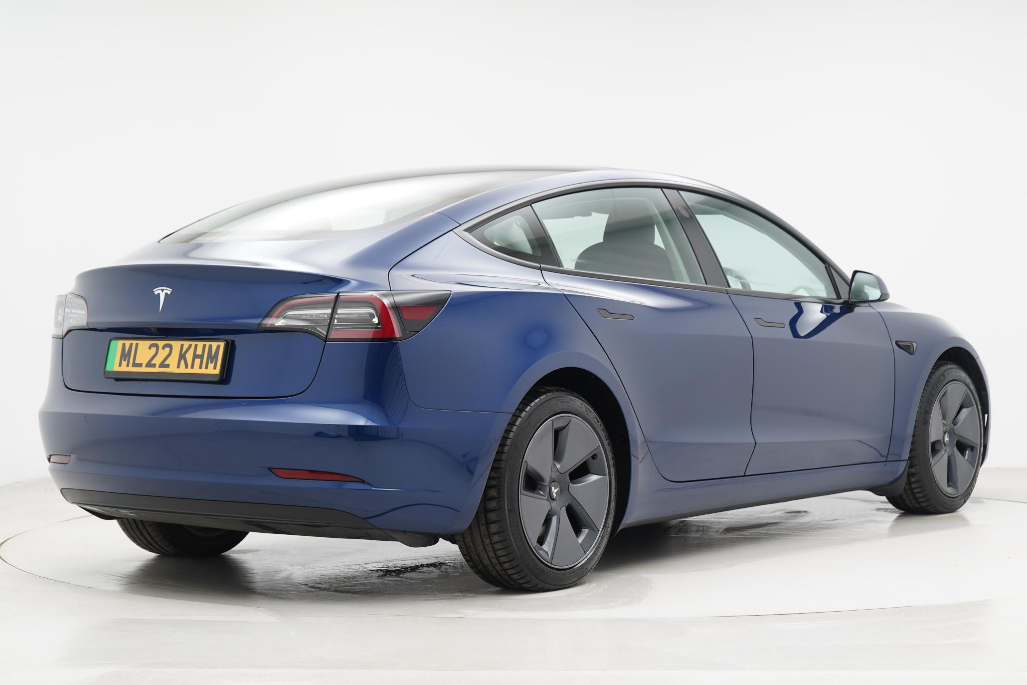 Tesla Model 3 Standard Range Plus Saloon 4dr Electric Auto RWD (241 bhp)