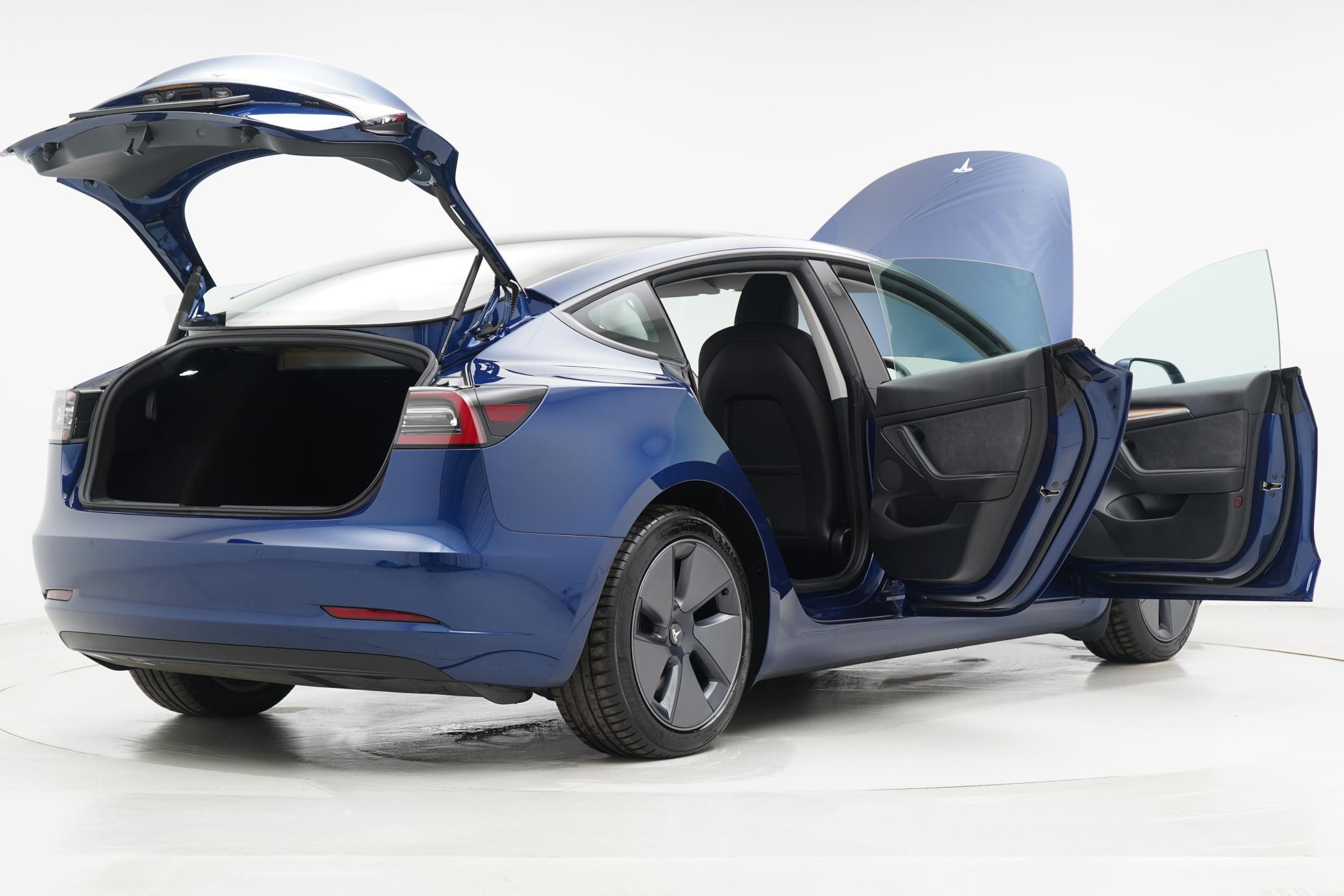 Tesla Model 3 Standard Range Plus Saloon 4dr Electric Auto RWD (241 bhp)