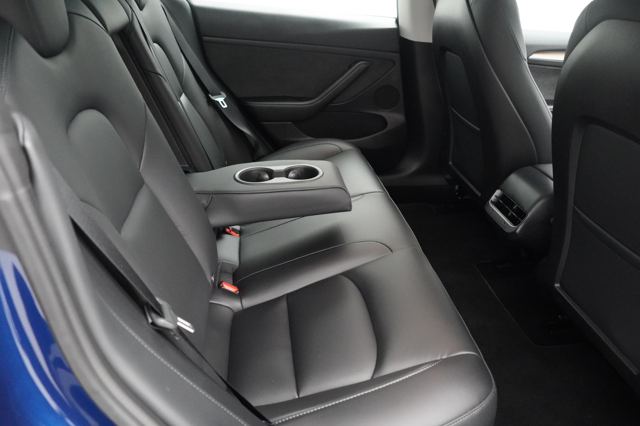 Tesla Model 3 Standard Range Plus Saloon 4dr Electric Auto RWD (241 bhp)