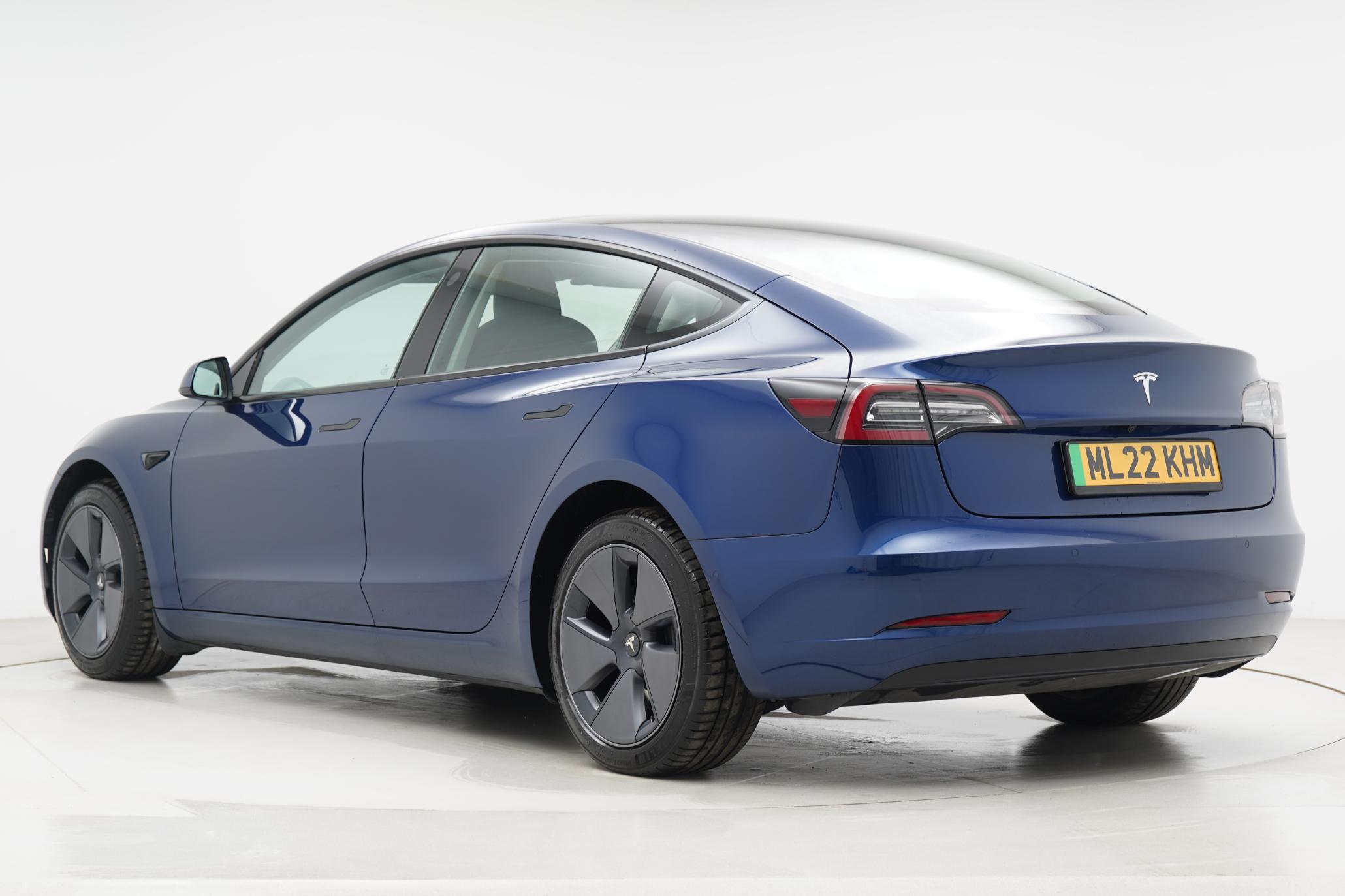 Tesla Model 3 Standard Range Plus Saloon 4dr Electric Auto RWD (241 bhp)