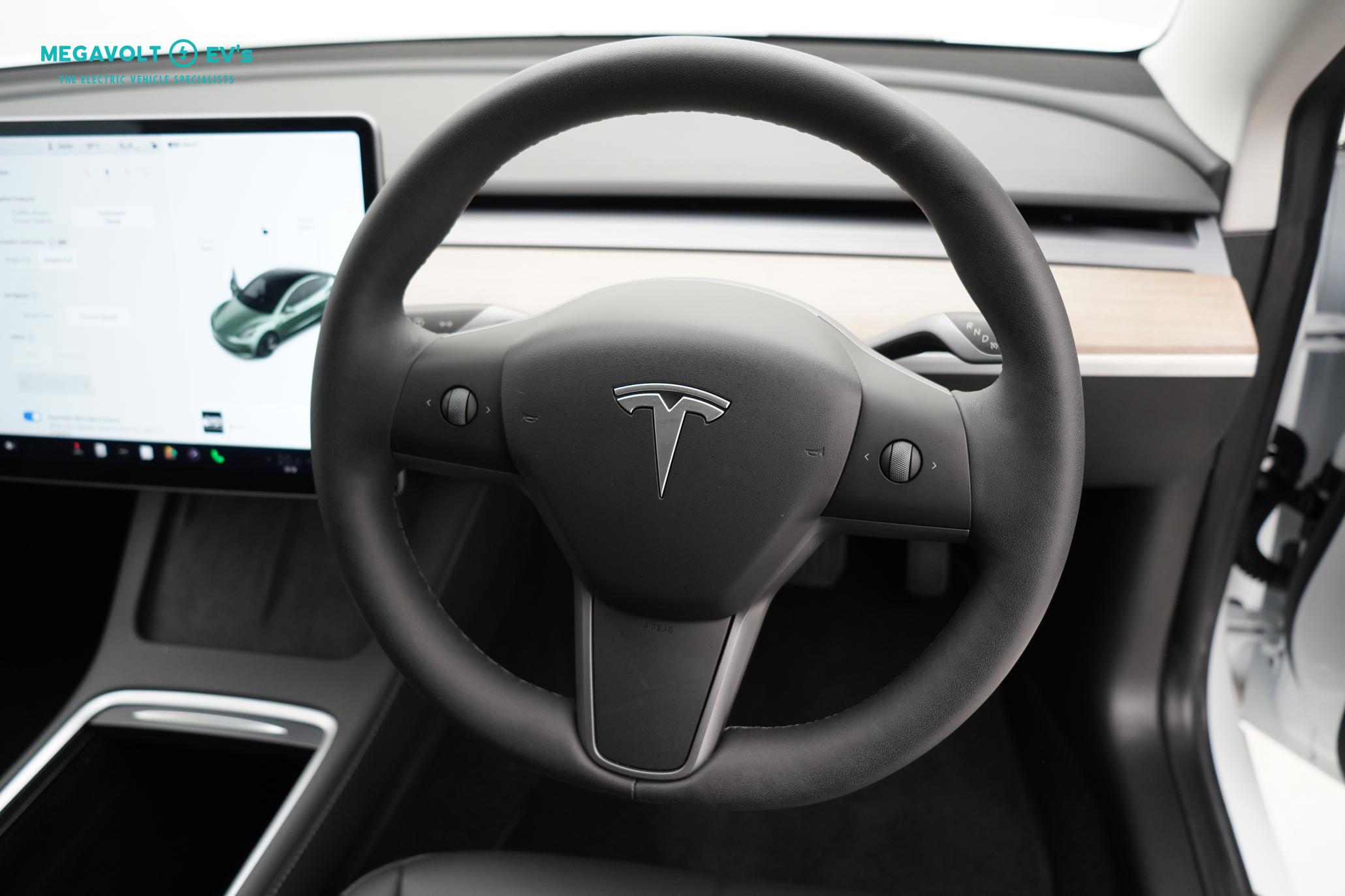 Tesla Model 3 Standard Range Plus Saloon 4dr Electric Auto RWD (241 bhp)