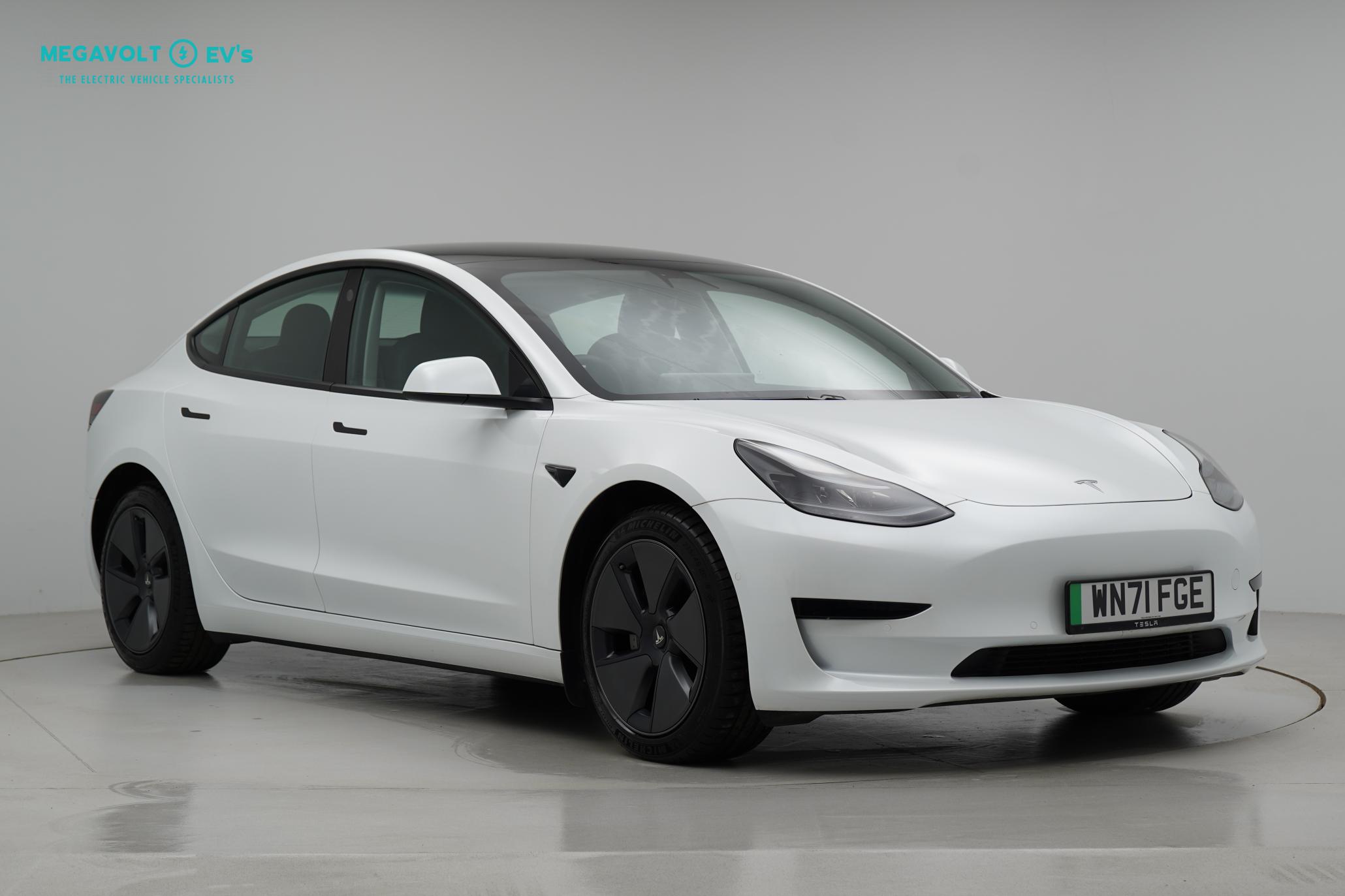 Tesla Model 3 Standard Range Plus Saloon 4dr Electric Auto RWD (241 bhp)