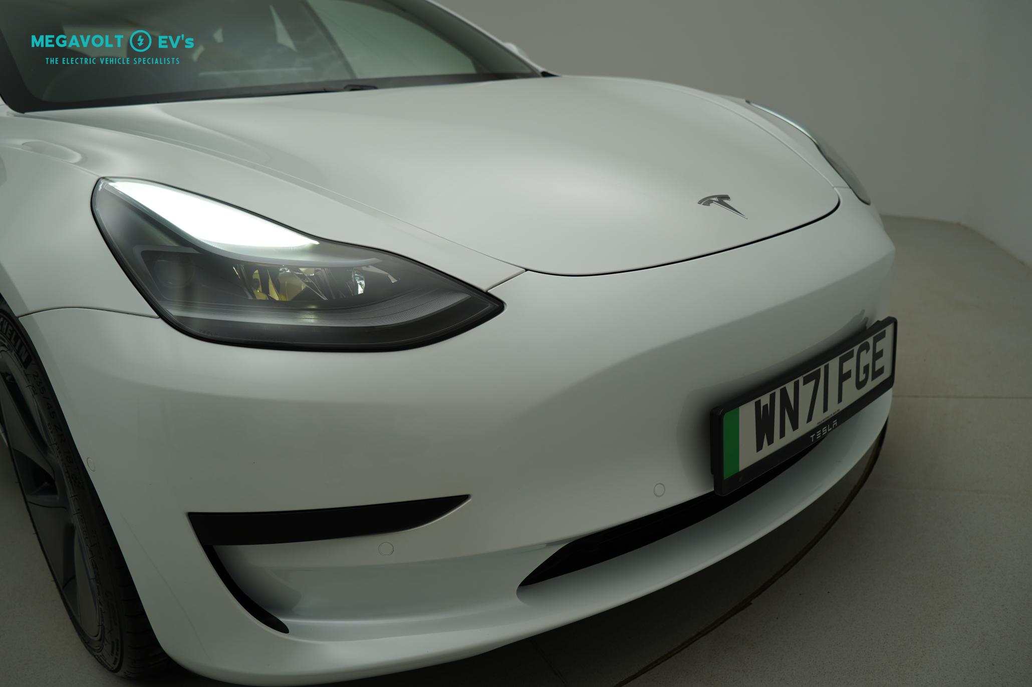 Tesla Model 3 Standard Range Plus Saloon 4dr Electric Auto RWD (241 bhp)