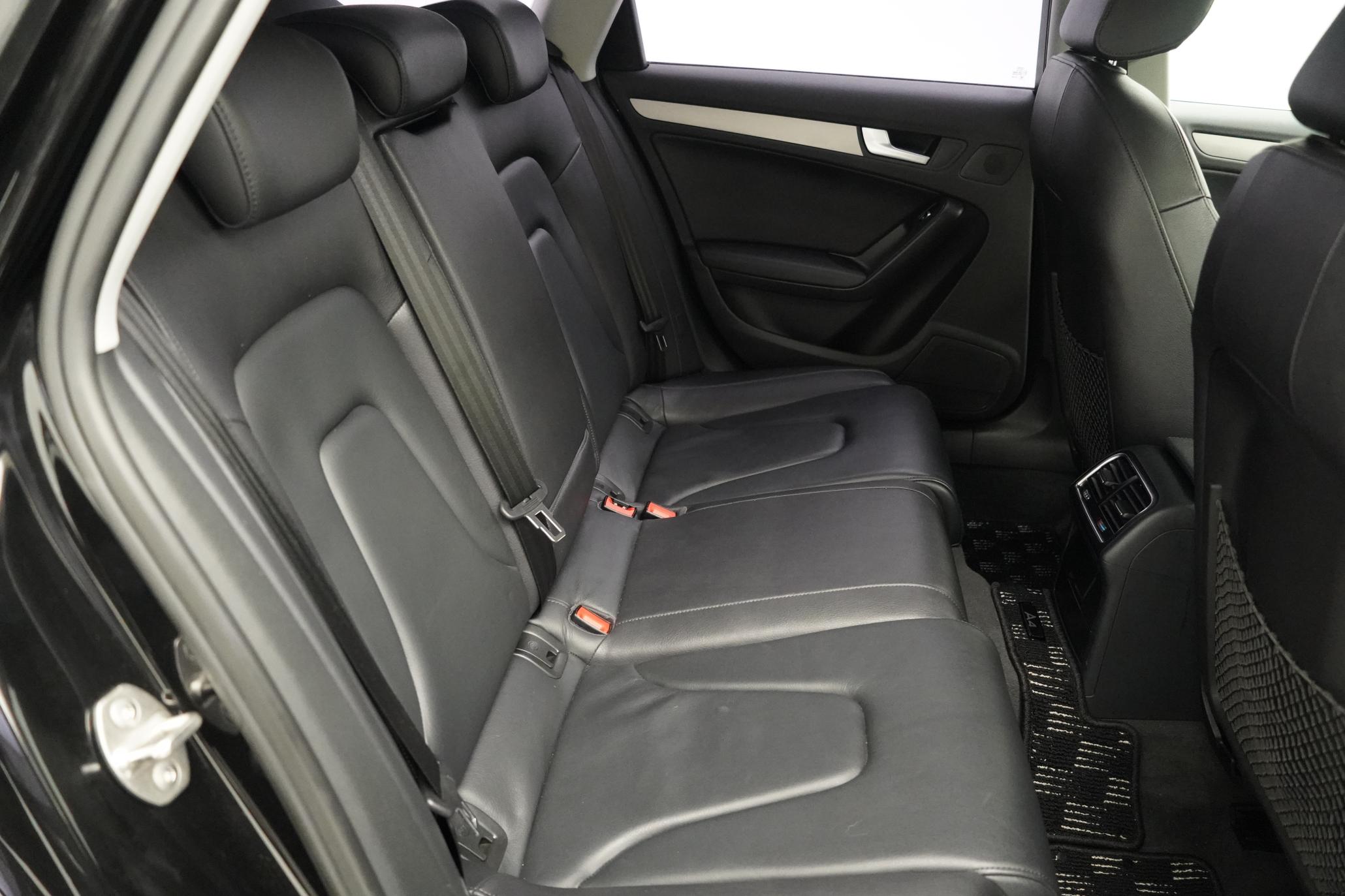 Audi A4 Avant 2.0 TFSI S line Estate 5dr Petrol Multitronic Euro 5 (s/s) (211 ps)