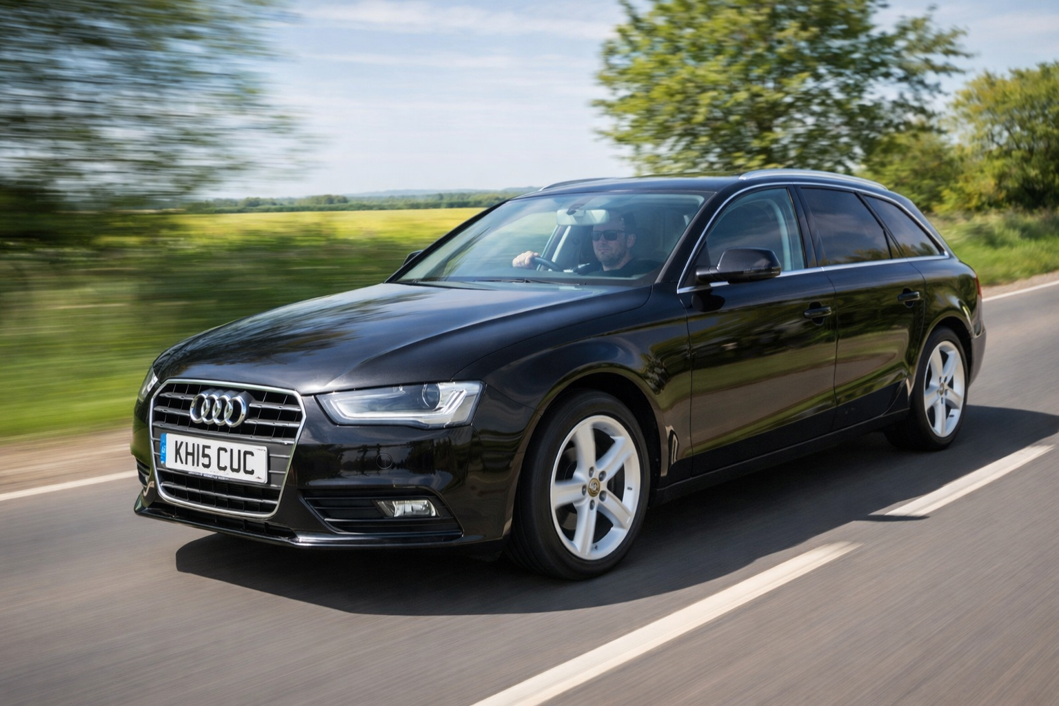 Audi A4 Avant 2.0 TFSI S line Estate 5dr Petrol Multitronic Euro 5 (s/s) (211 ps)