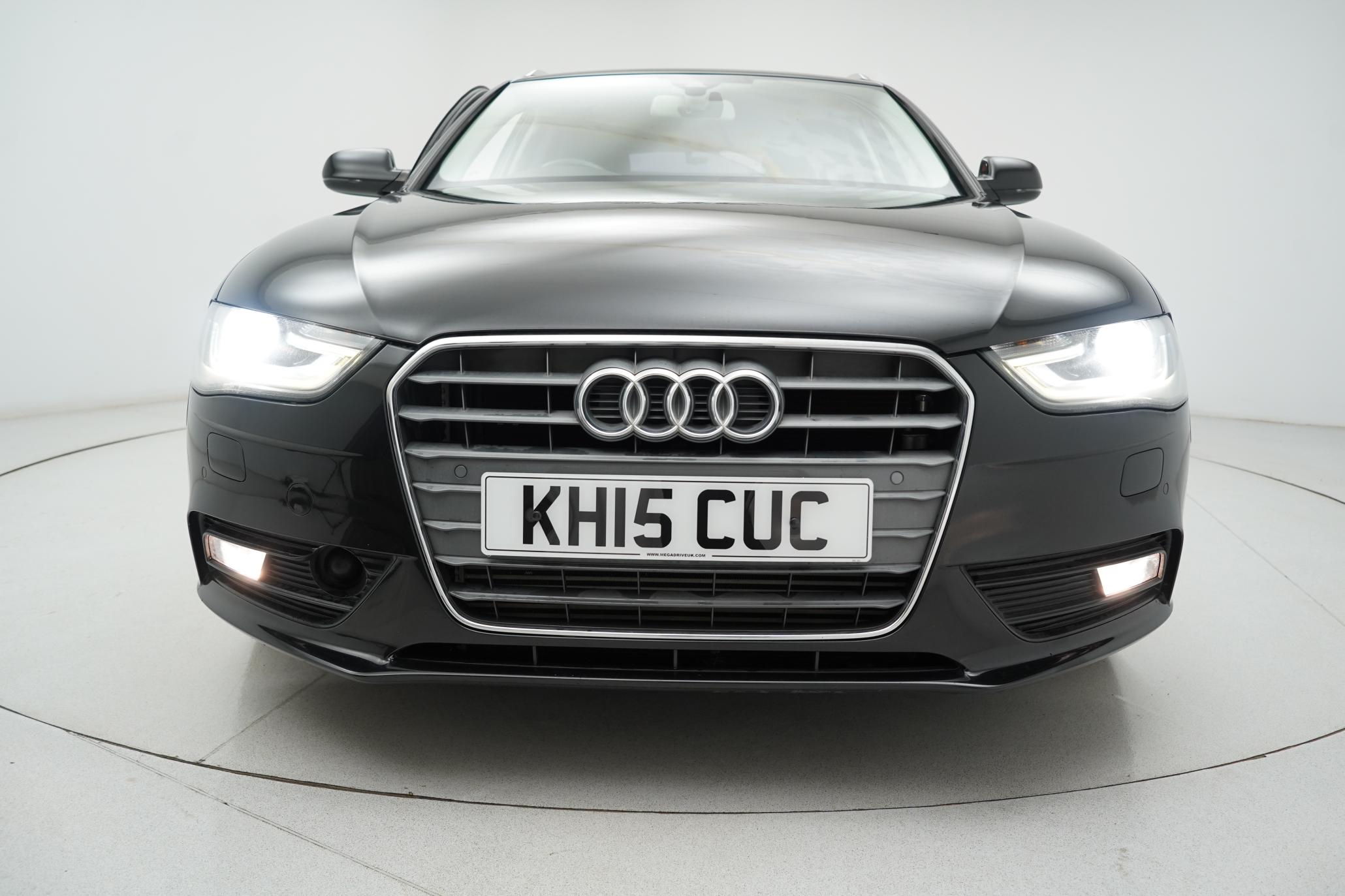 Audi A4 Avant 2.0 TFSI S line Estate 5dr Petrol Multitronic Euro 5 (s/s) (211 ps)