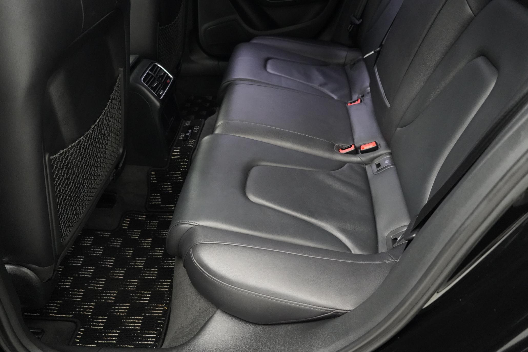 Audi A4 Avant 2.0 TFSI S line Estate 5dr Petrol Multitronic Euro 5 (s/s) (211 ps)