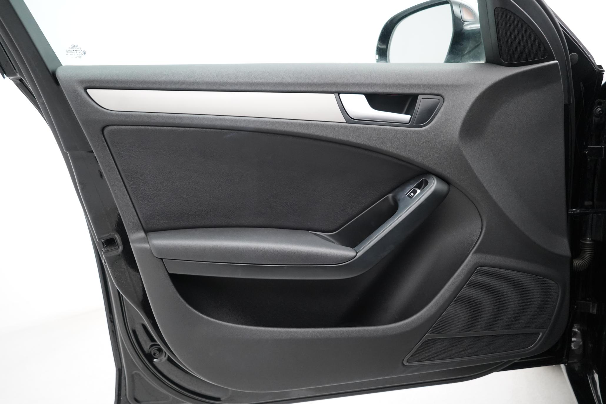 Audi A4 Avant 2.0 TFSI S line Estate 5dr Petrol Multitronic Euro 5 (s/s) (211 ps)