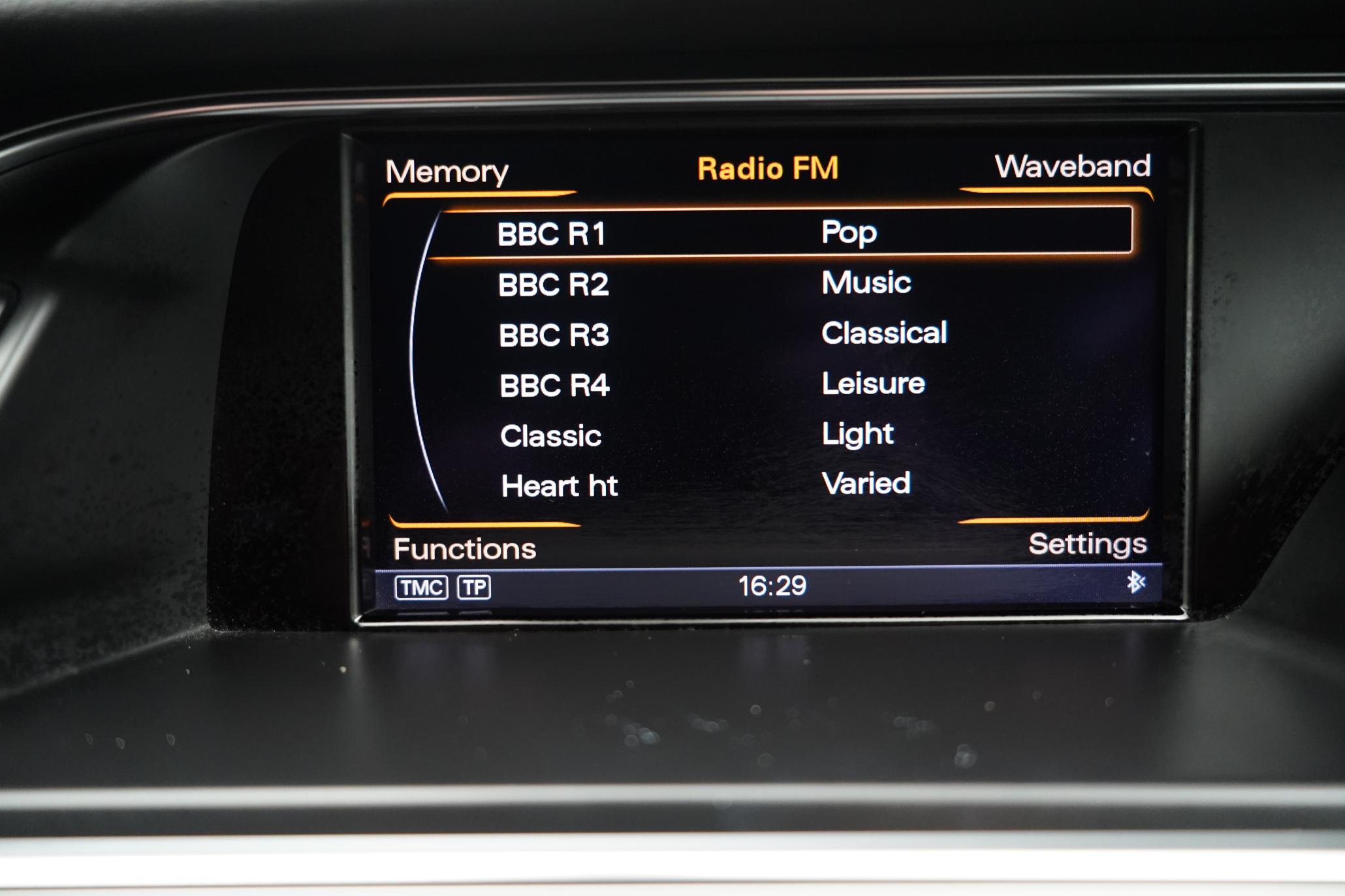 Audi A4 Avant 2.0 TFSI S line Estate 5dr Petrol Multitronic Euro 5 (s/s) (211 ps)