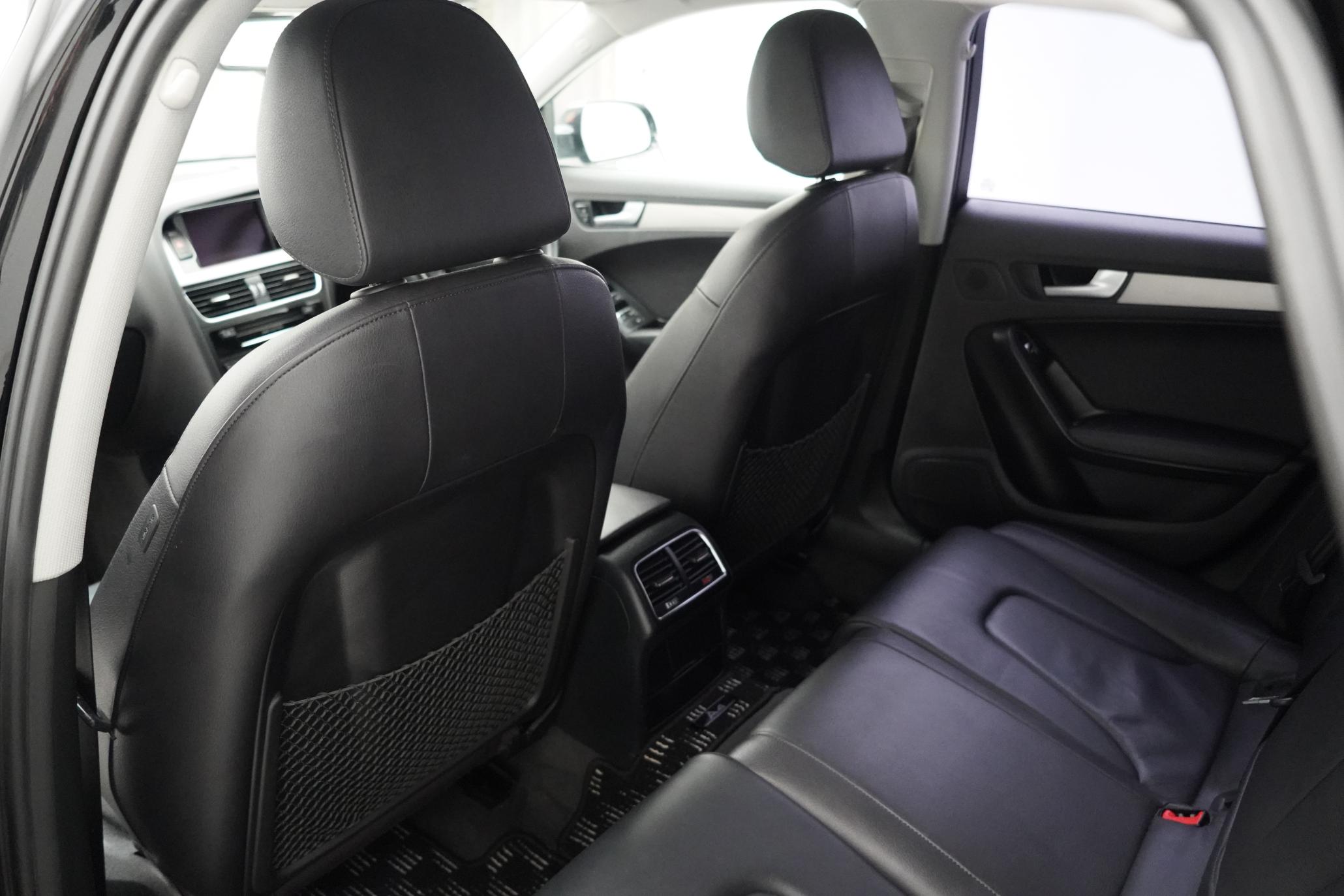 Audi A4 Avant 2.0 TFSI S line Estate 5dr Petrol Multitronic Euro 5 (s/s) (211 ps)