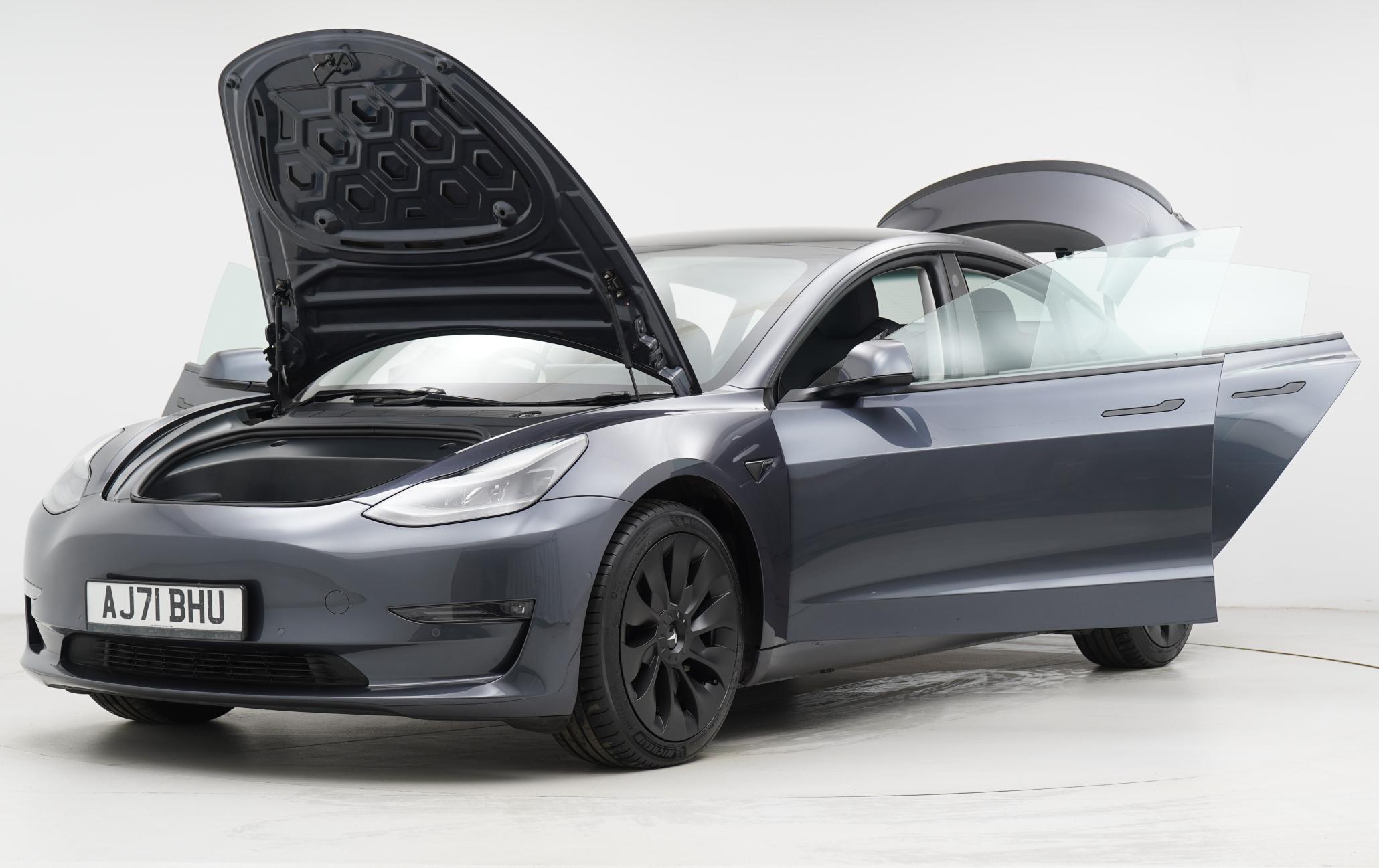 Tesla Model 3 (Dual Motor) Long Range Saloon 4dr Electric Auto 4WDE (346 ps)
