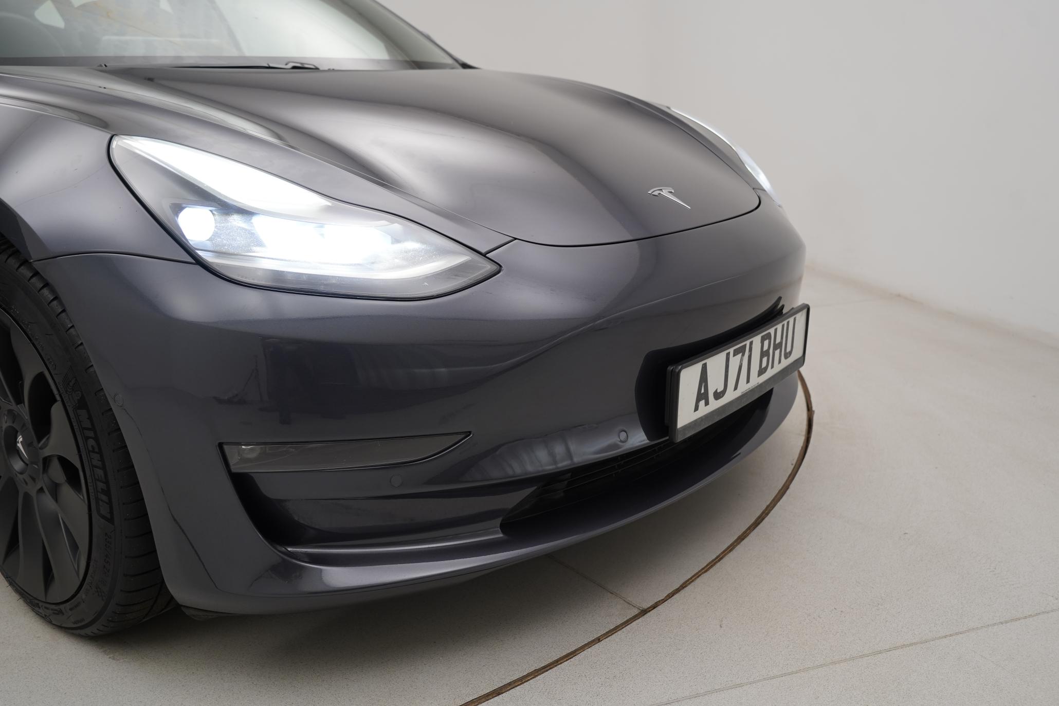Tesla Model 3 (Dual Motor) Long Range Saloon 4dr Electric Auto 4WDE (346 ps)