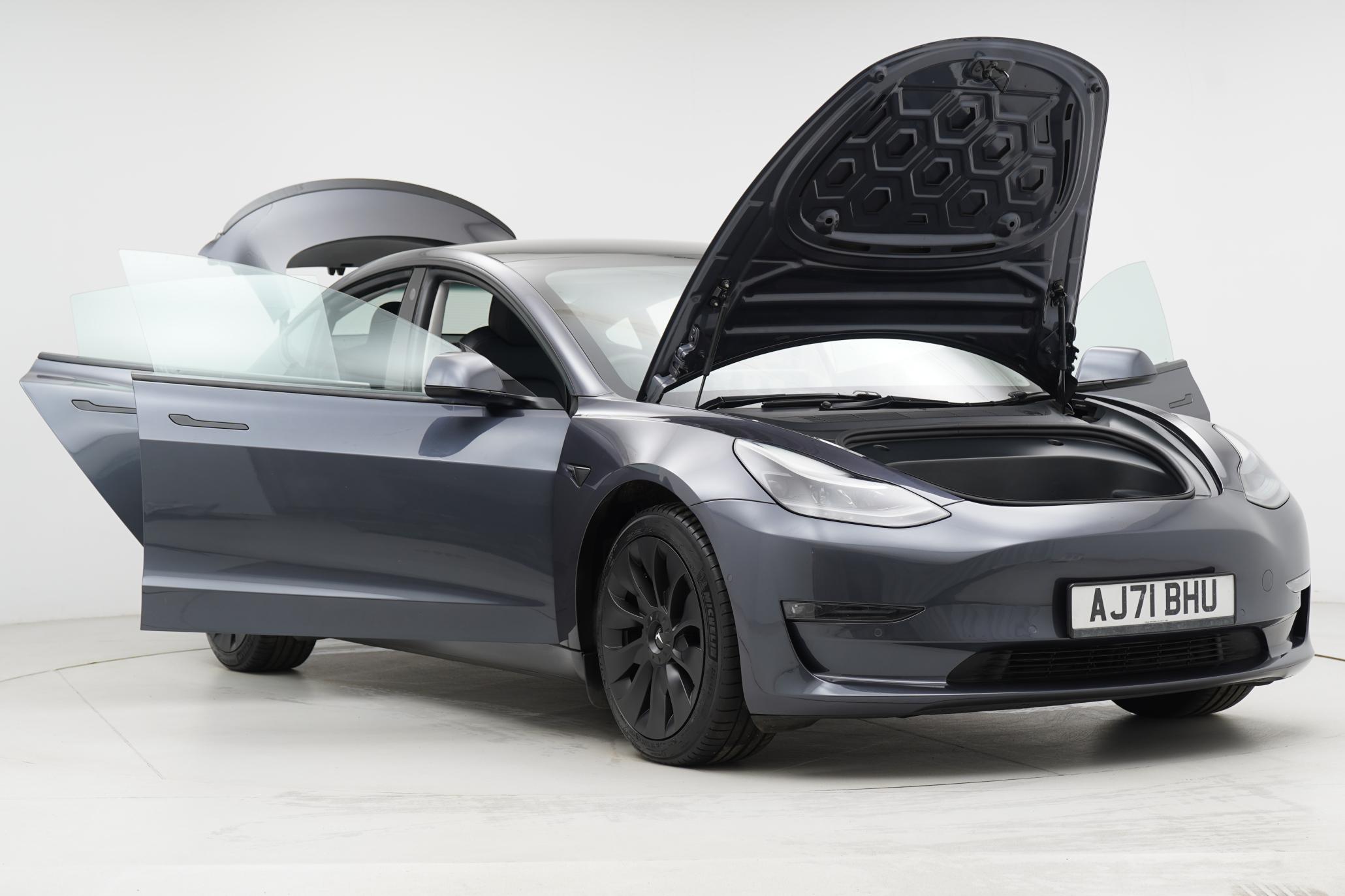 Tesla Model 3 (Dual Motor) Long Range Saloon 4dr Electric Auto 4WDE (346 ps)