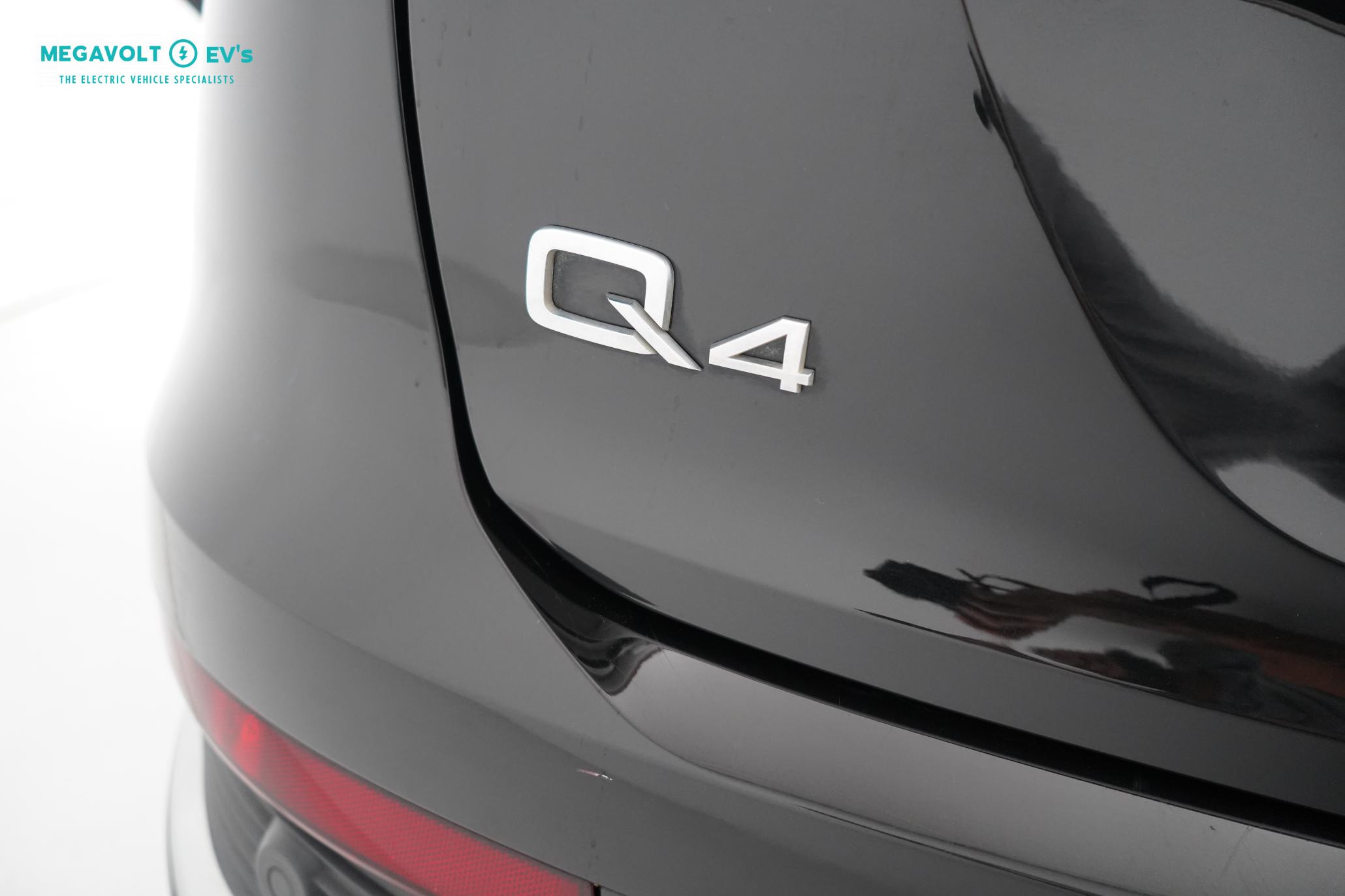Audi Q4 e-tron 40 S line SUV 5dr Electric Auto 82kWh (204 ps)