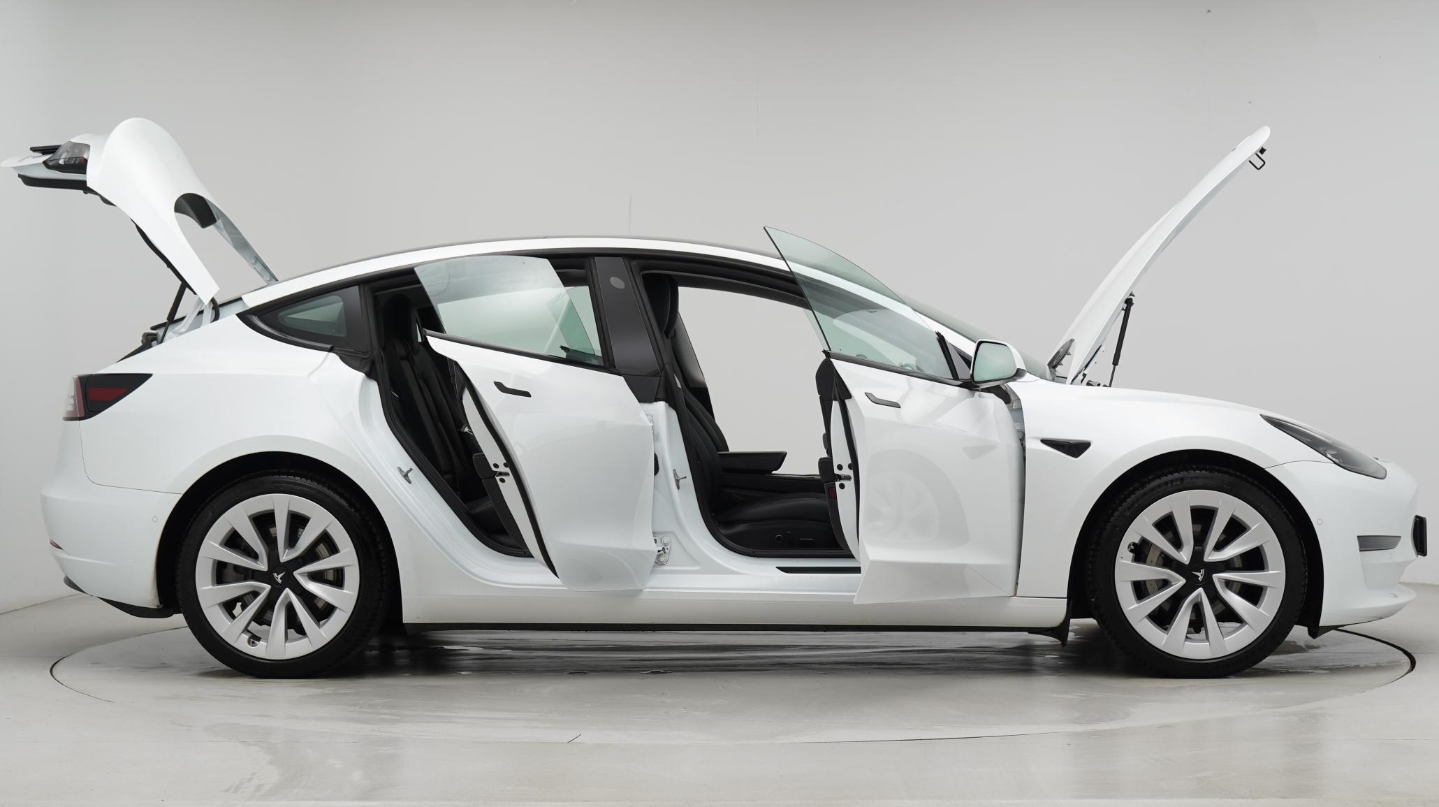 Tesla Model 3 (Dual Motor) Long Range Saloon 4dr Electric Auto 4WDE (346 ps)