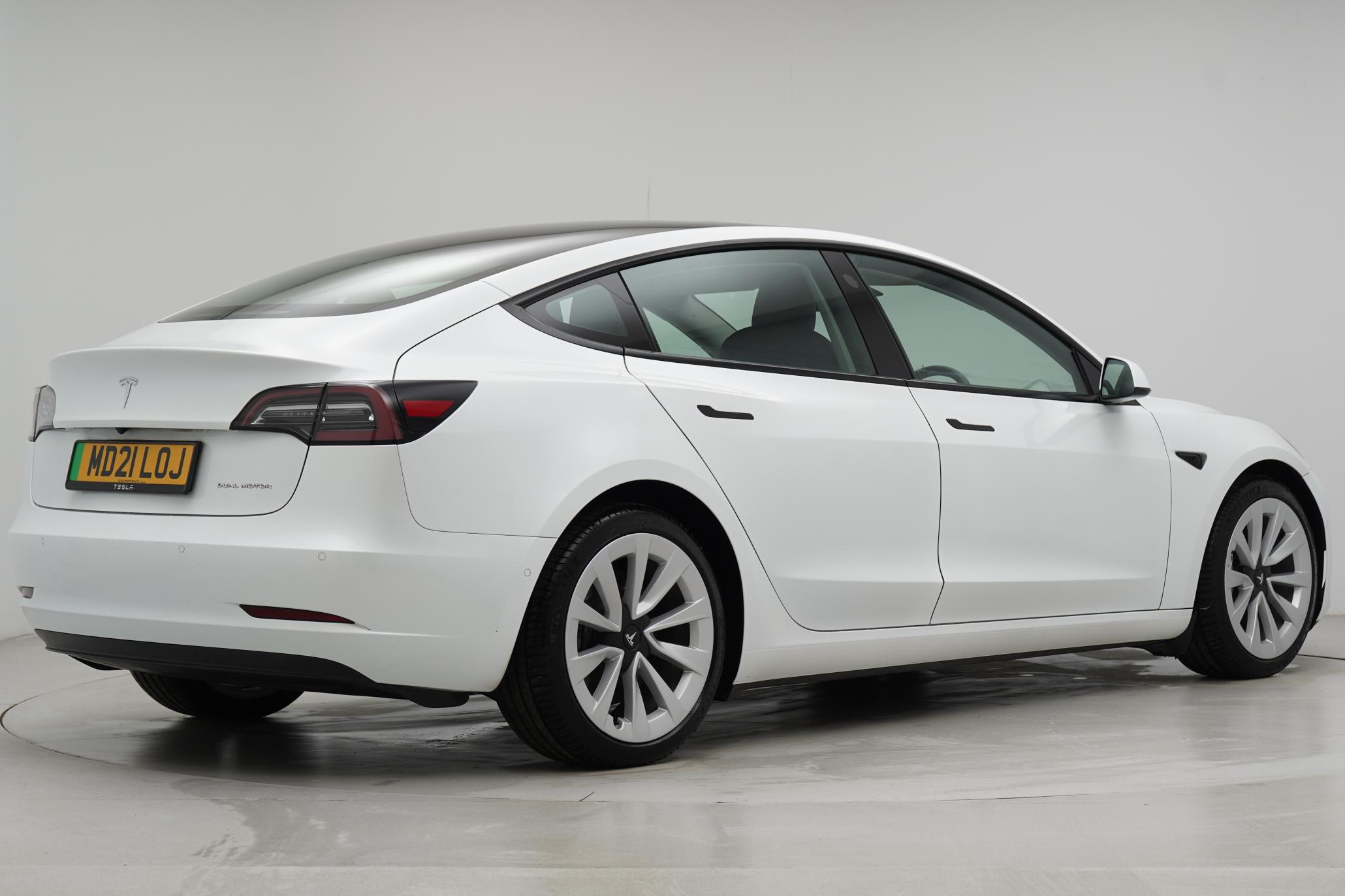 Tesla Model 3 (Dual Motor) Long Range Saloon 4dr Electric Auto 4WDE (346 ps)