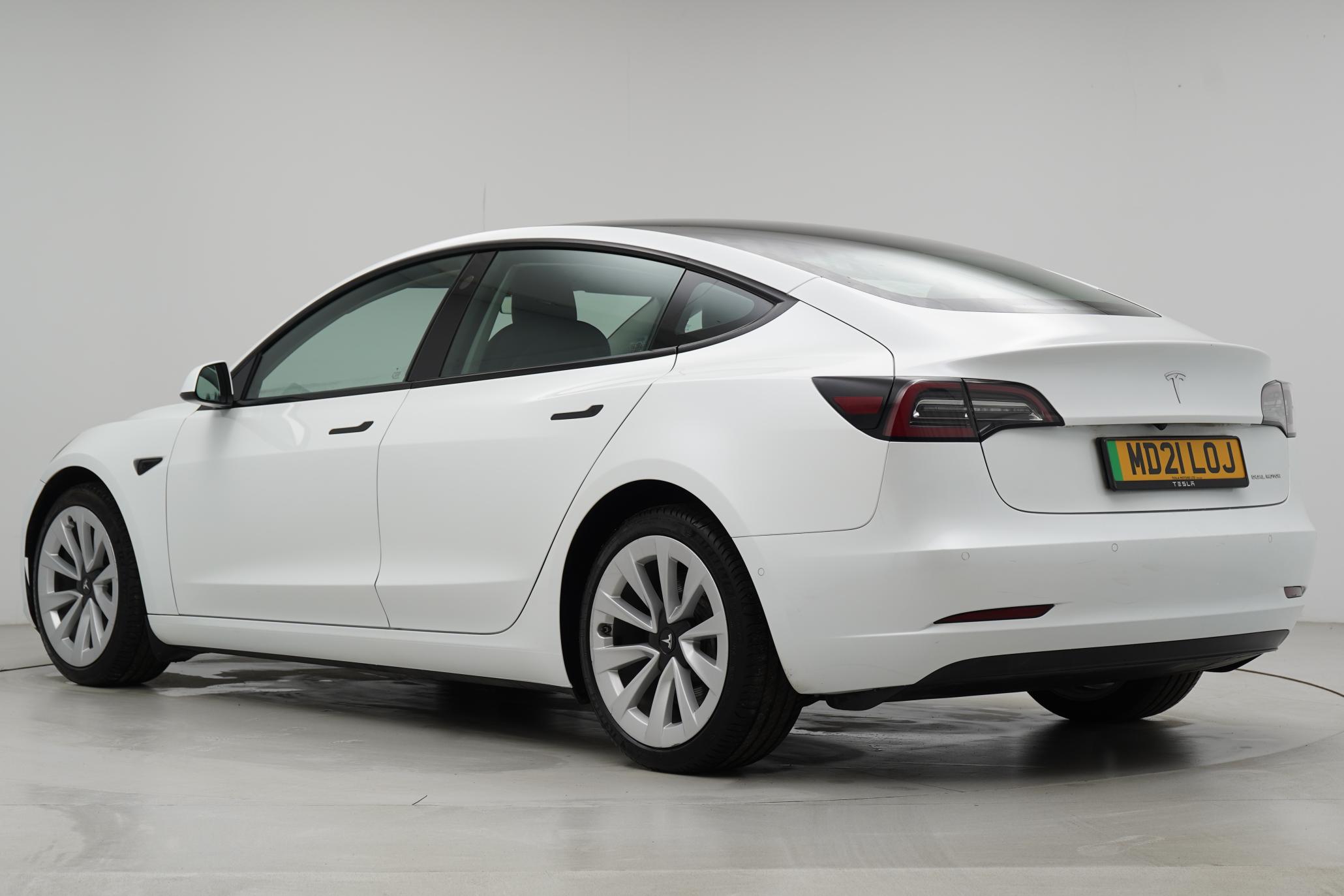 Tesla Model 3 (Dual Motor) Long Range Saloon 4dr Electric Auto 4WDE (346 ps)