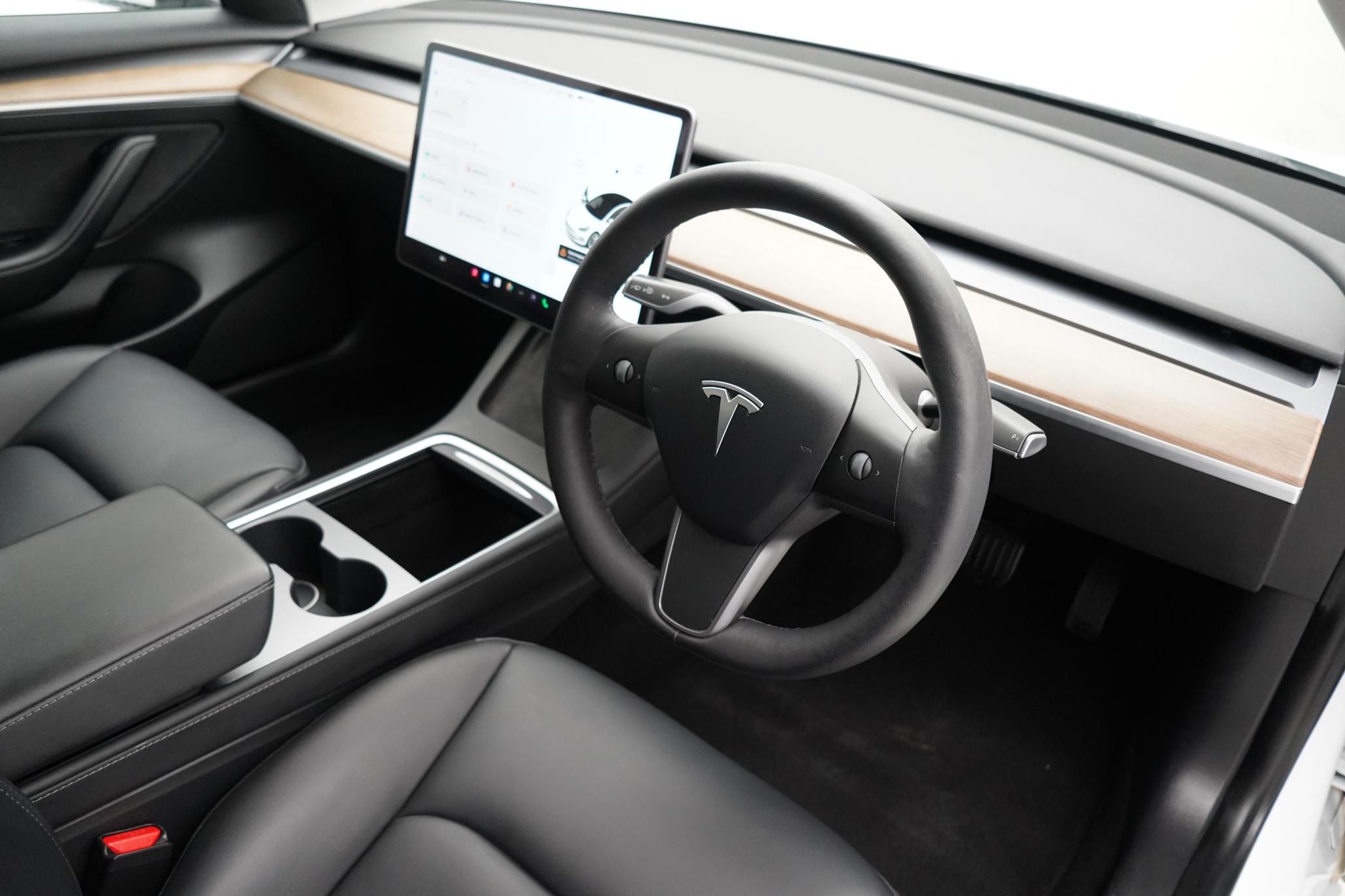 Tesla Model 3 (Dual Motor) Long Range Saloon 4dr Electric Auto 4WDE (346 ps)
