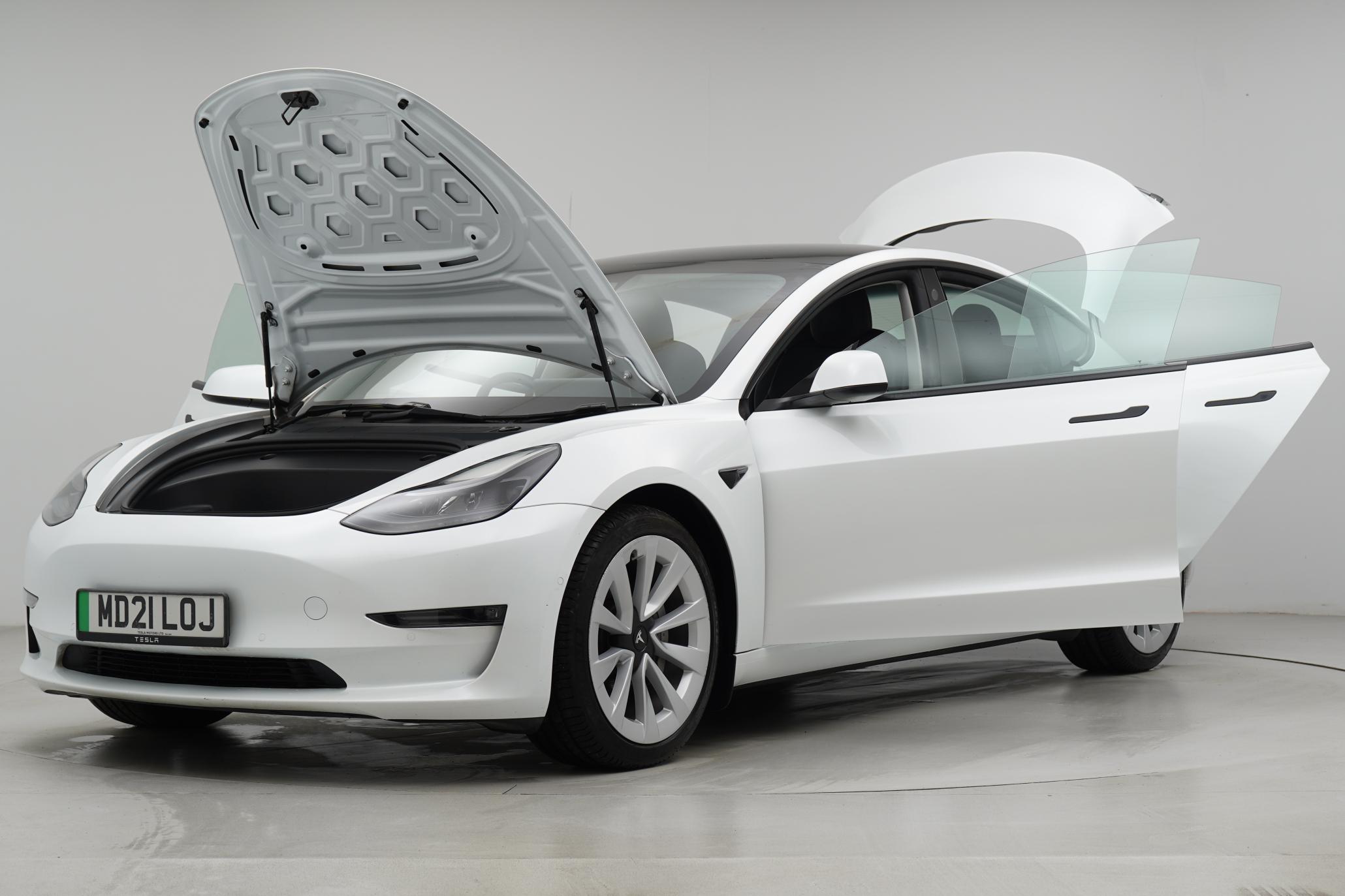 Tesla Model 3 (Dual Motor) Long Range Saloon 4dr Electric Auto 4WDE (346 ps)