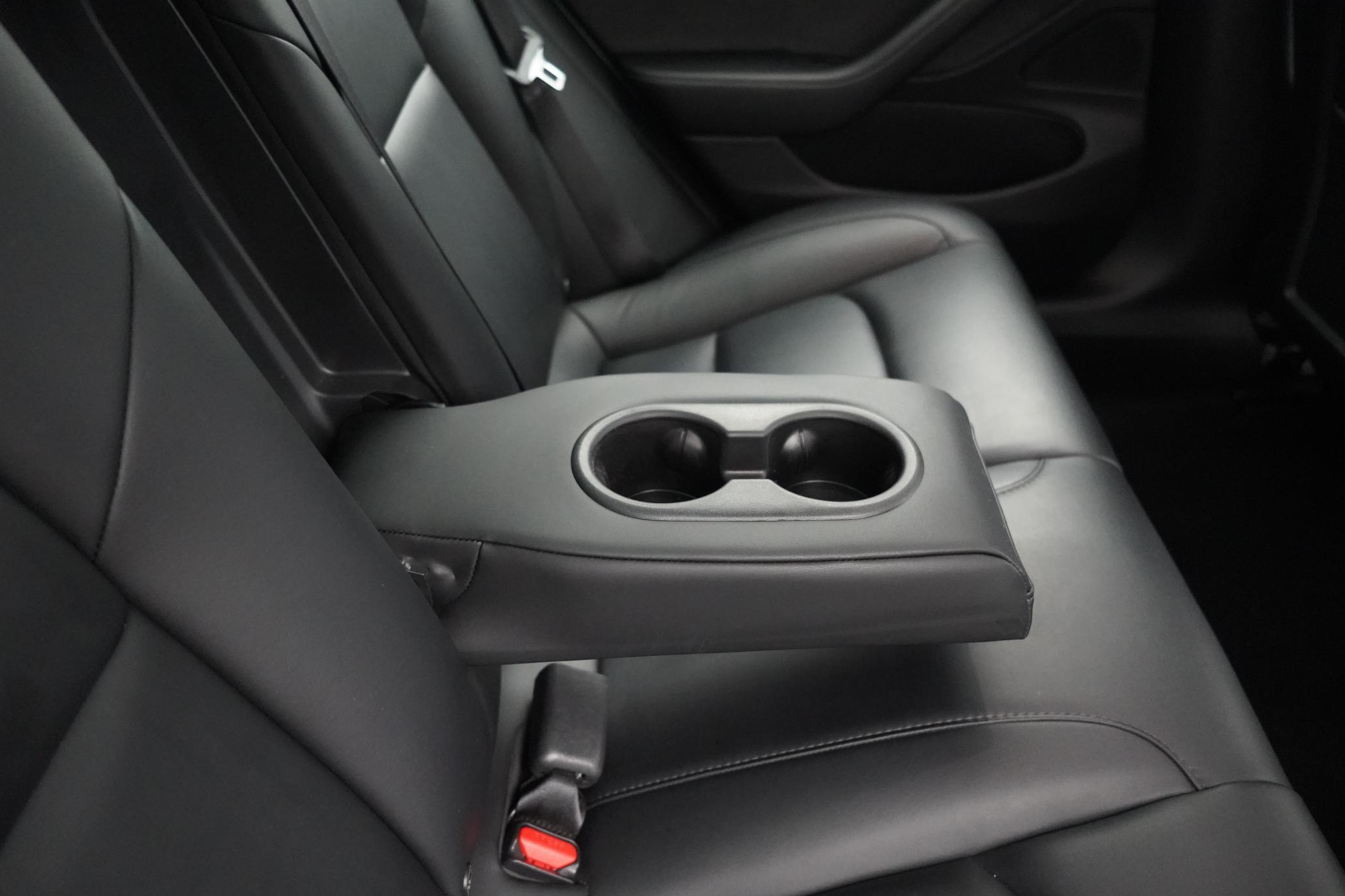 Tesla Model 3 Standard Range Plus Saloon 4dr Electric Auto RWD (241 bhp)