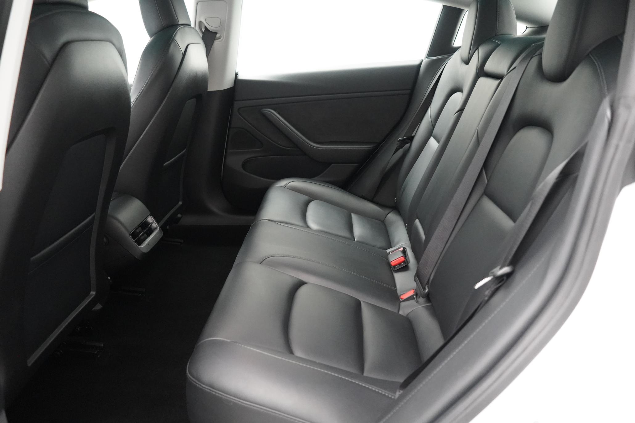 Tesla Model 3 Standard Range Plus Saloon 4dr Electric Auto RWD (241 bhp)
