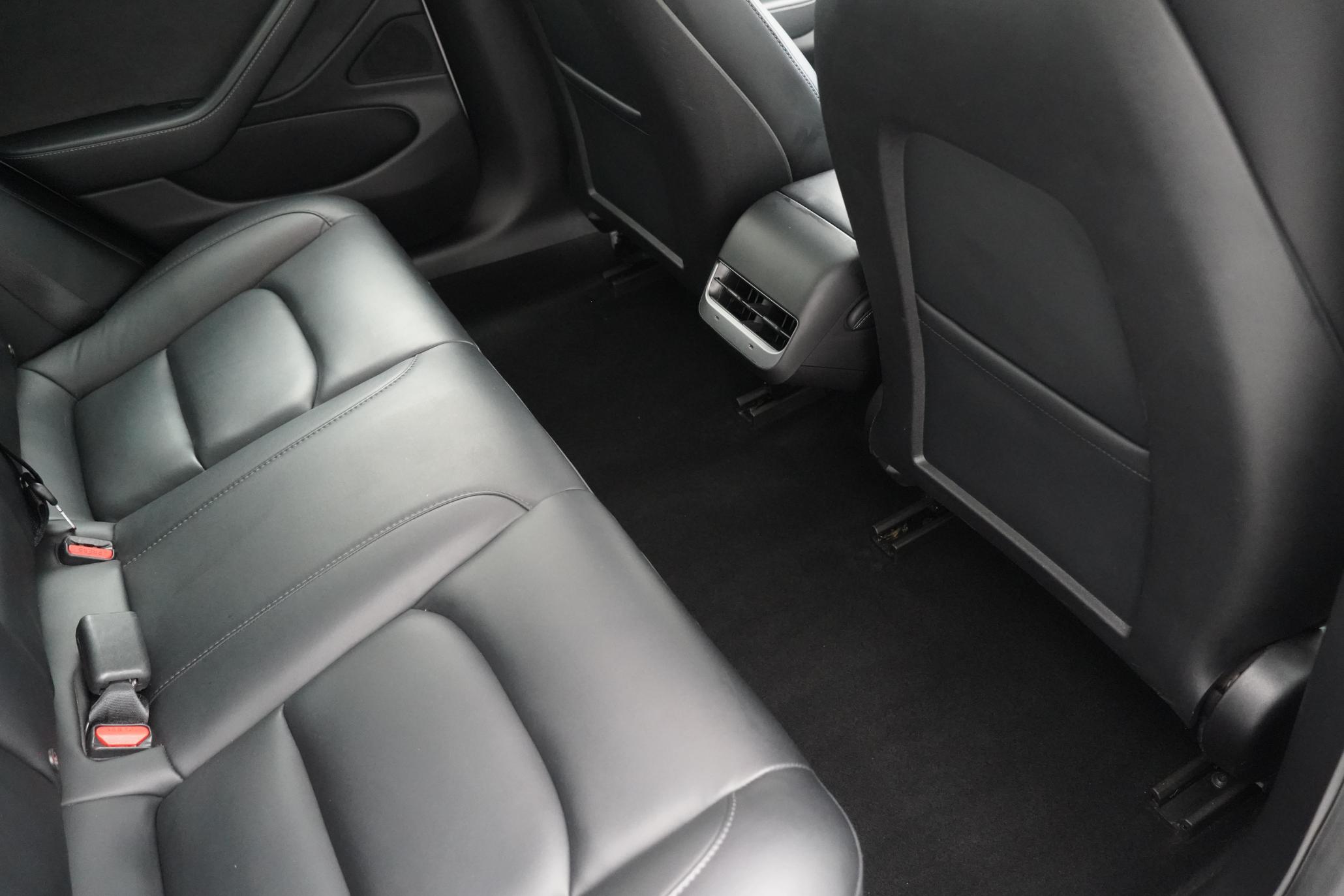 Tesla Model 3 Standard Range Plus Saloon 4dr Electric Auto RWD (241 bhp)