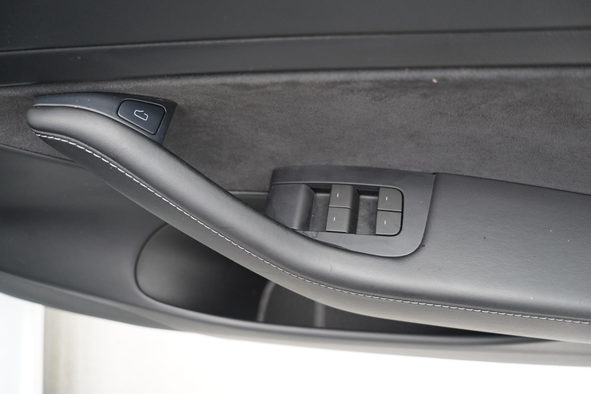 Tesla Model 3 Standard Range Plus Saloon 4dr Electric Auto RWD (241 bhp)
