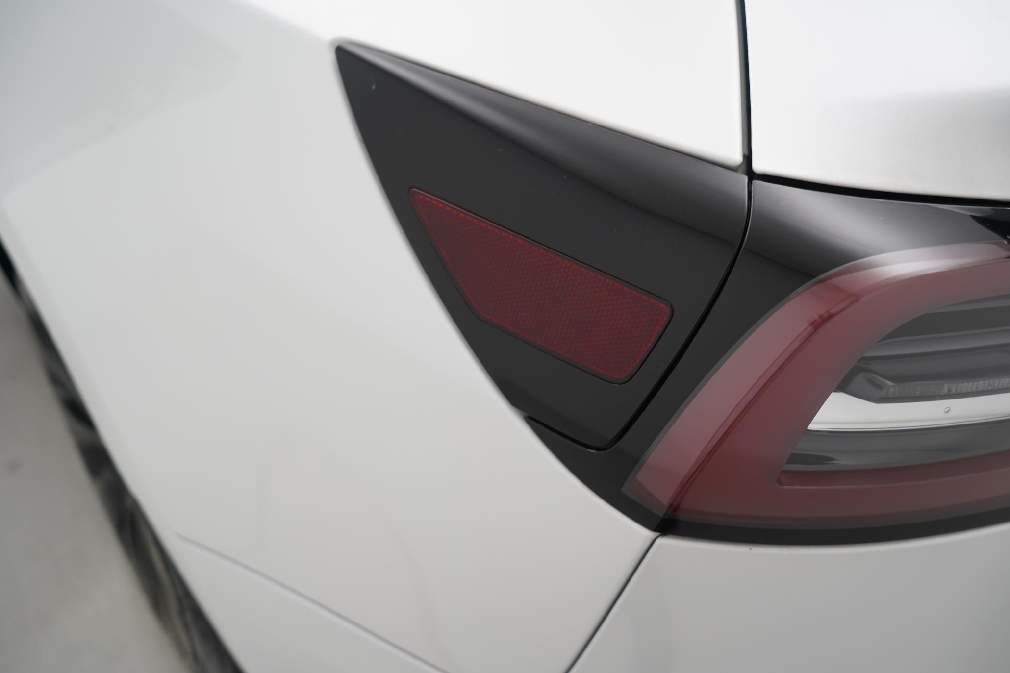 Tesla Model 3 Standard Range Plus Saloon 4dr Electric Auto RWD (241 bhp)