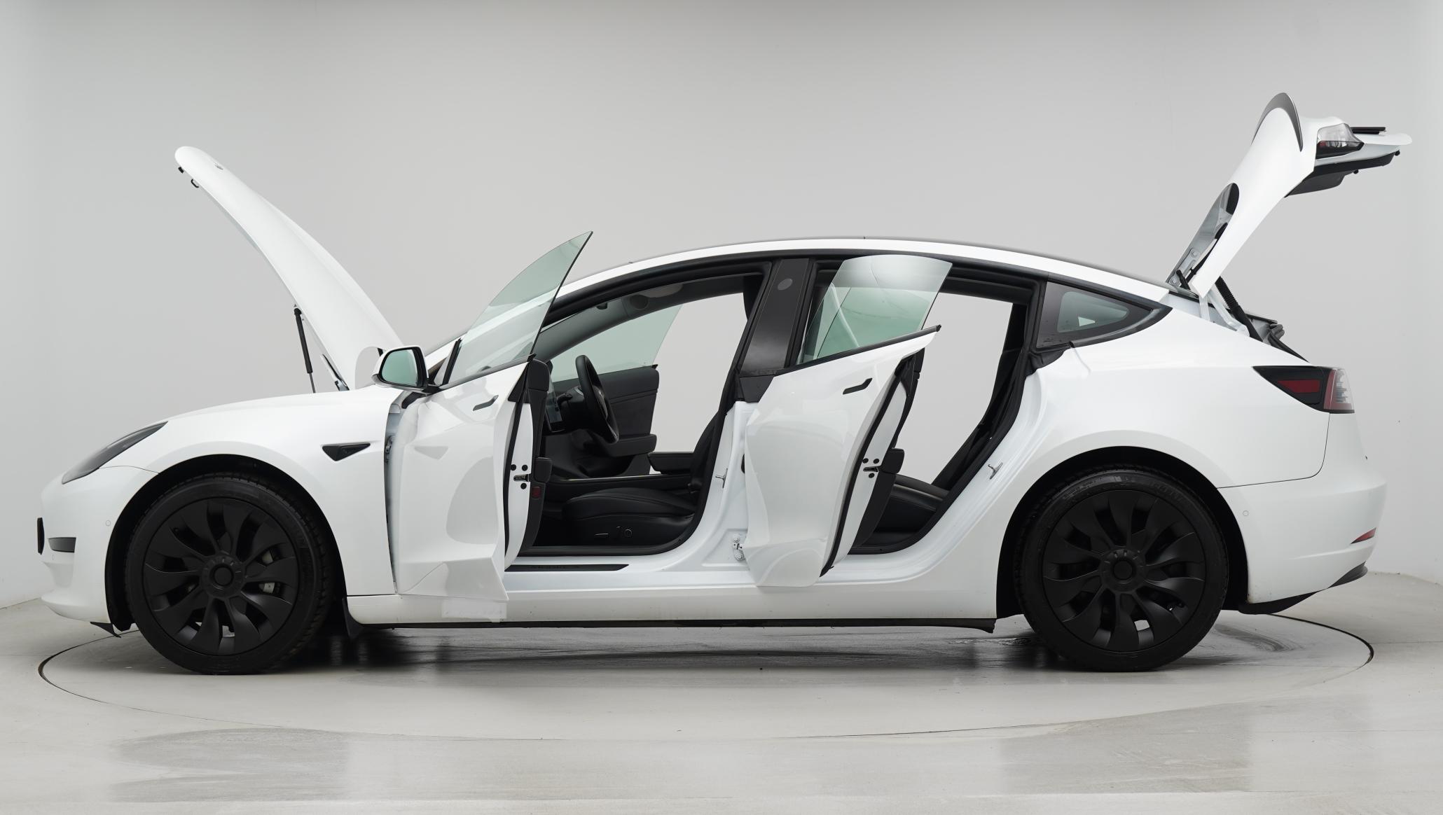 Tesla Model 3 Standard Range Plus Saloon 4dr Electric Auto RWD (241 bhp)