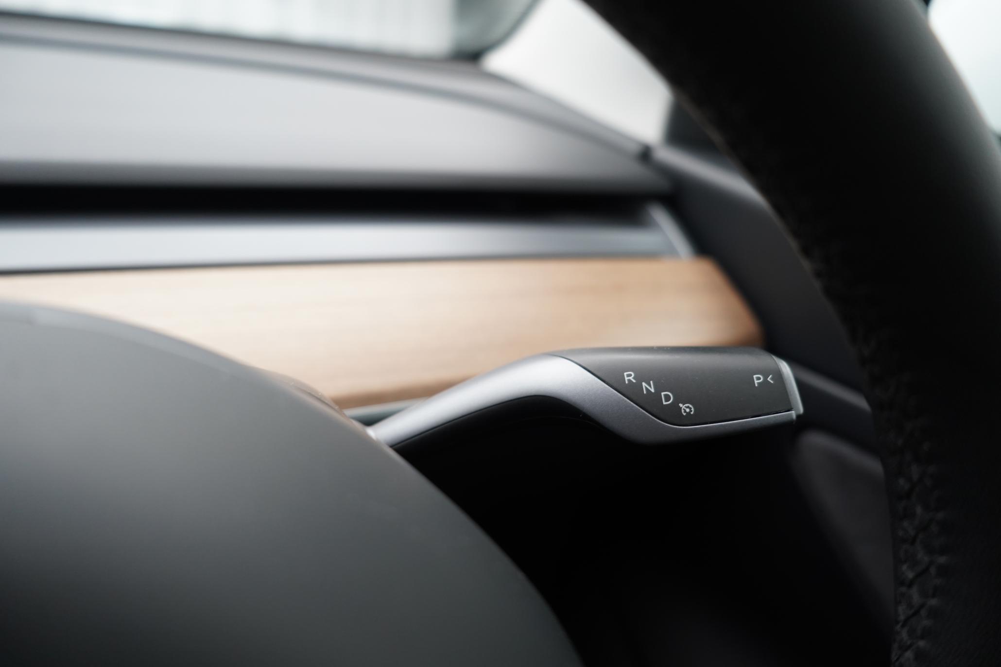 Tesla Model 3 Standard Range Plus Saloon 4dr Electric Auto RWD (241 bhp)