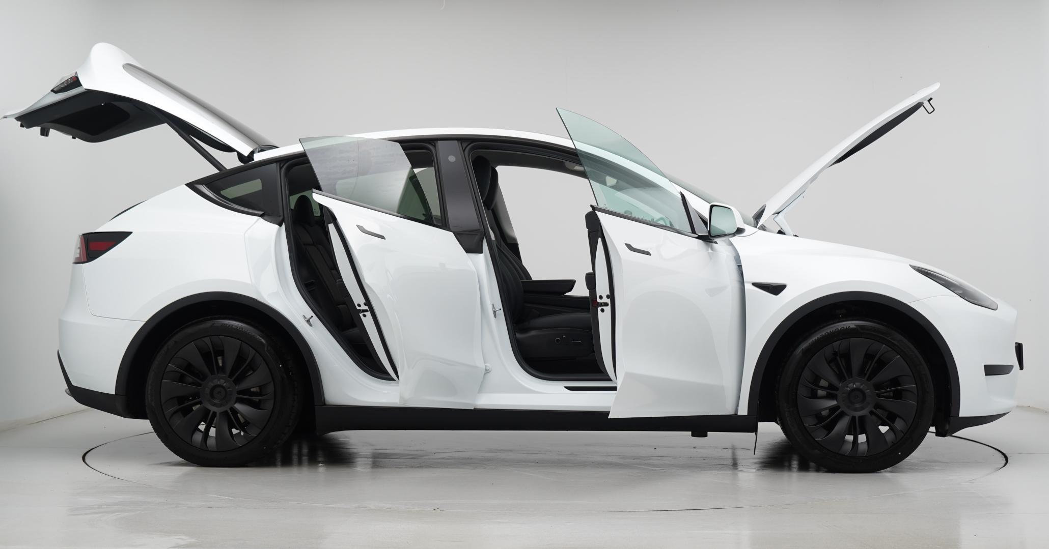 Tesla Model Y SUV 5dr Electric Auto RWD (346 ps)