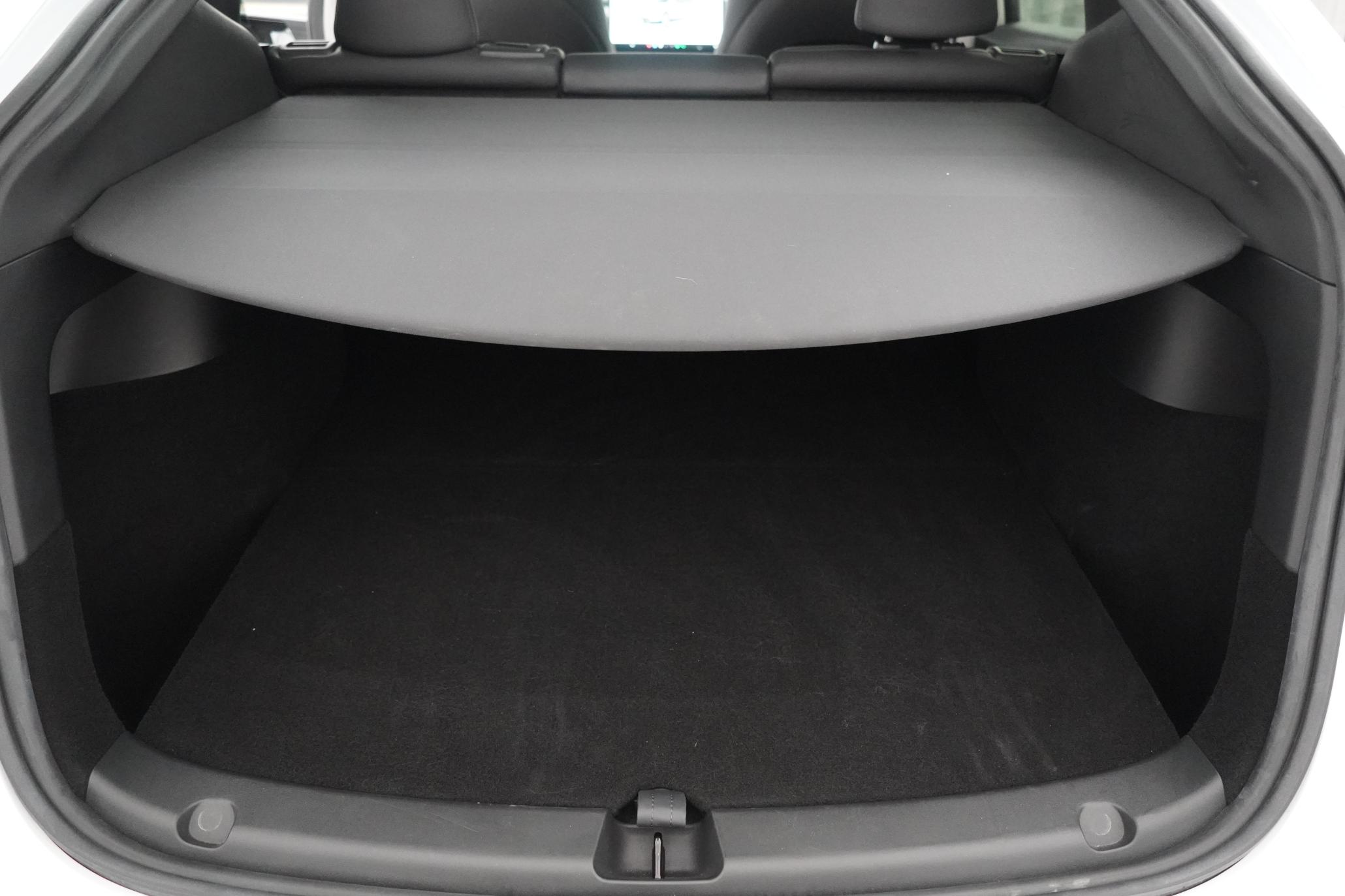 Tesla Model Y SUV 5dr Electric Auto RWD (346 ps)