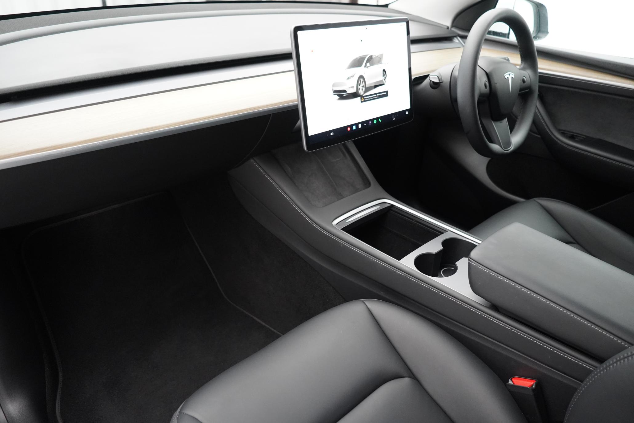 Tesla Model Y SUV 5dr Electric Auto RWD (346 ps)