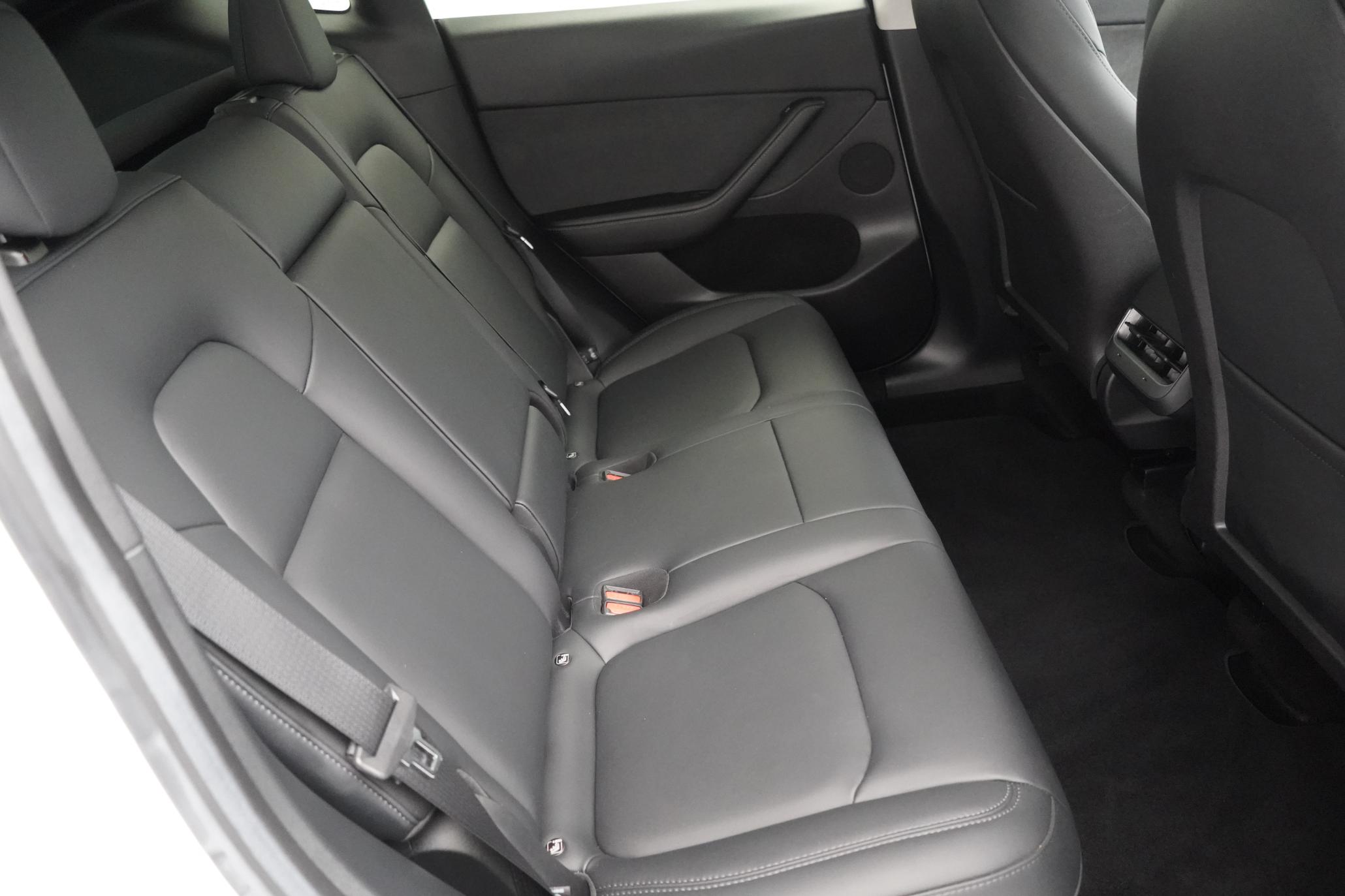 Tesla Model Y SUV 5dr Electric Auto RWD (346 ps)