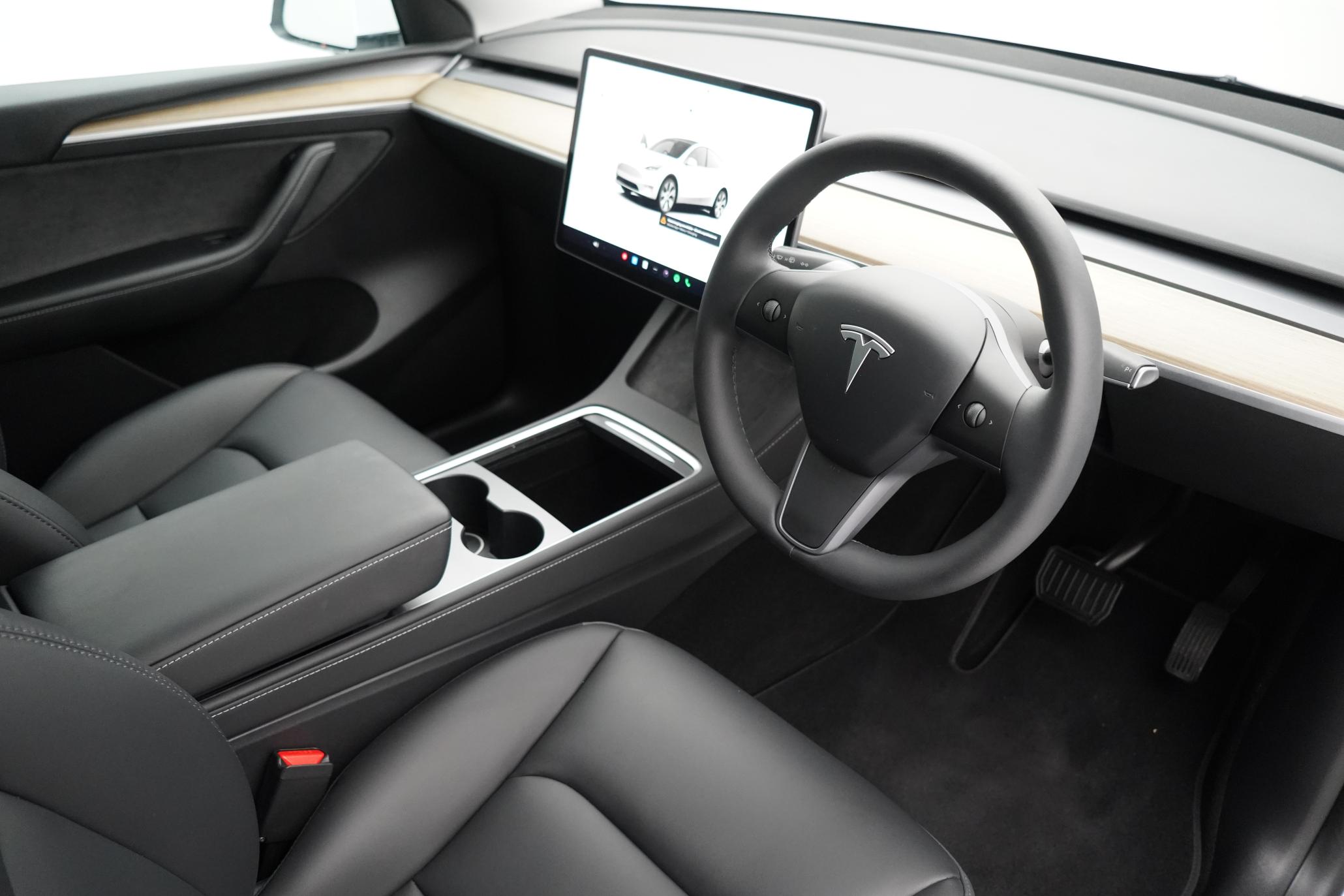Tesla Model Y SUV 5dr Electric Auto RWD (346 ps)