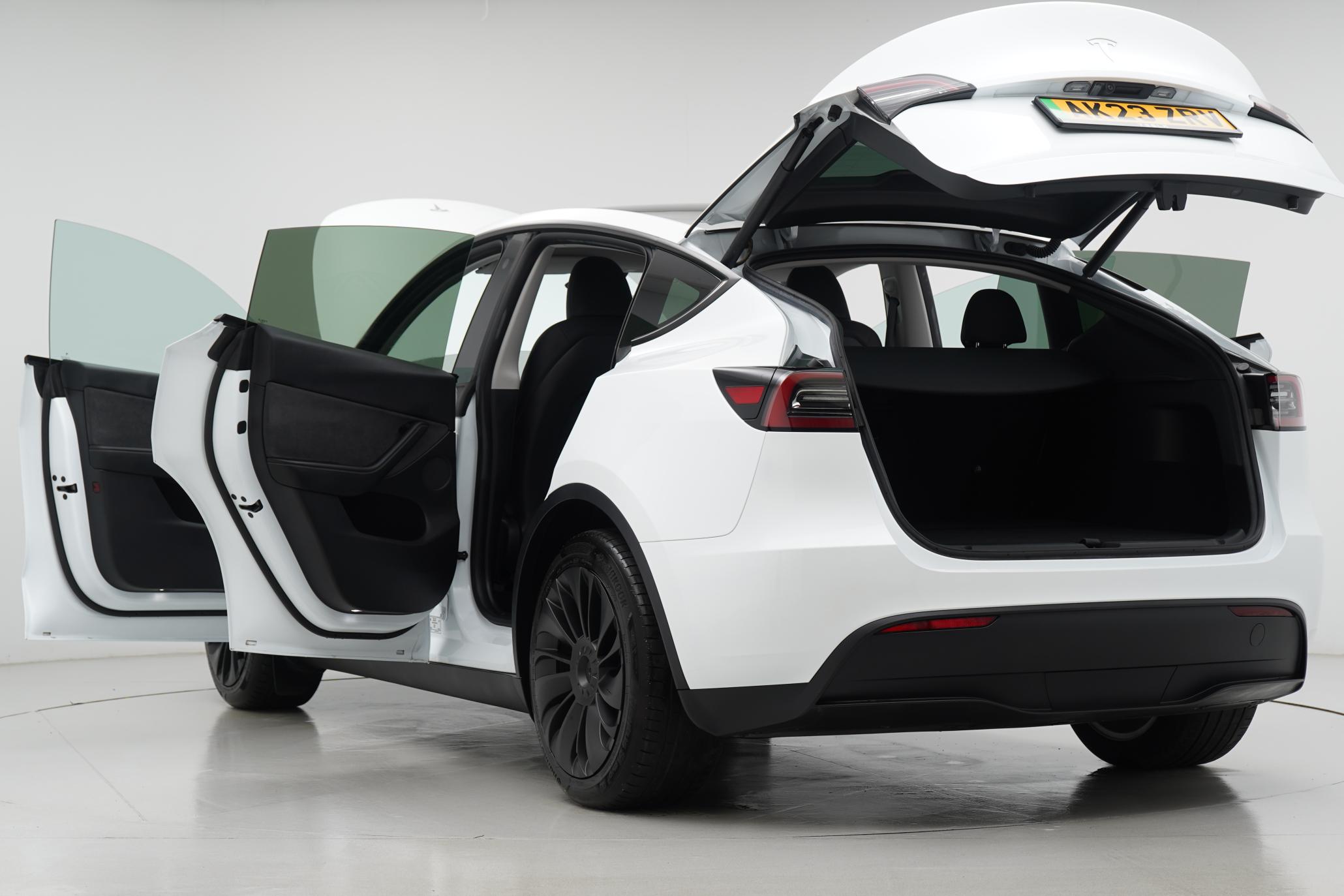 Tesla Model Y SUV 5dr Electric Auto RWD (346 ps)