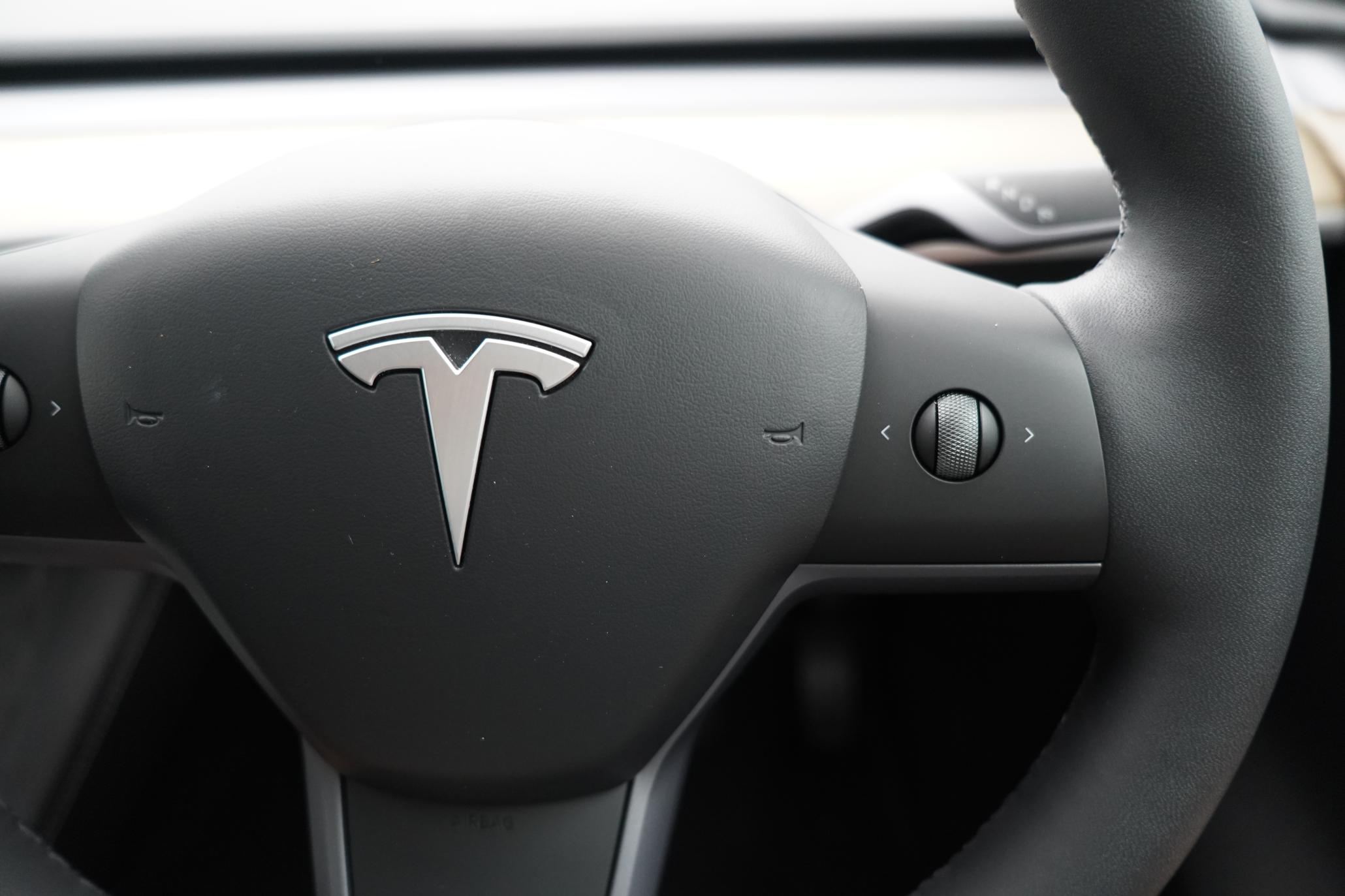 Tesla Model Y SUV 5dr Electric Auto RWD (346 ps)