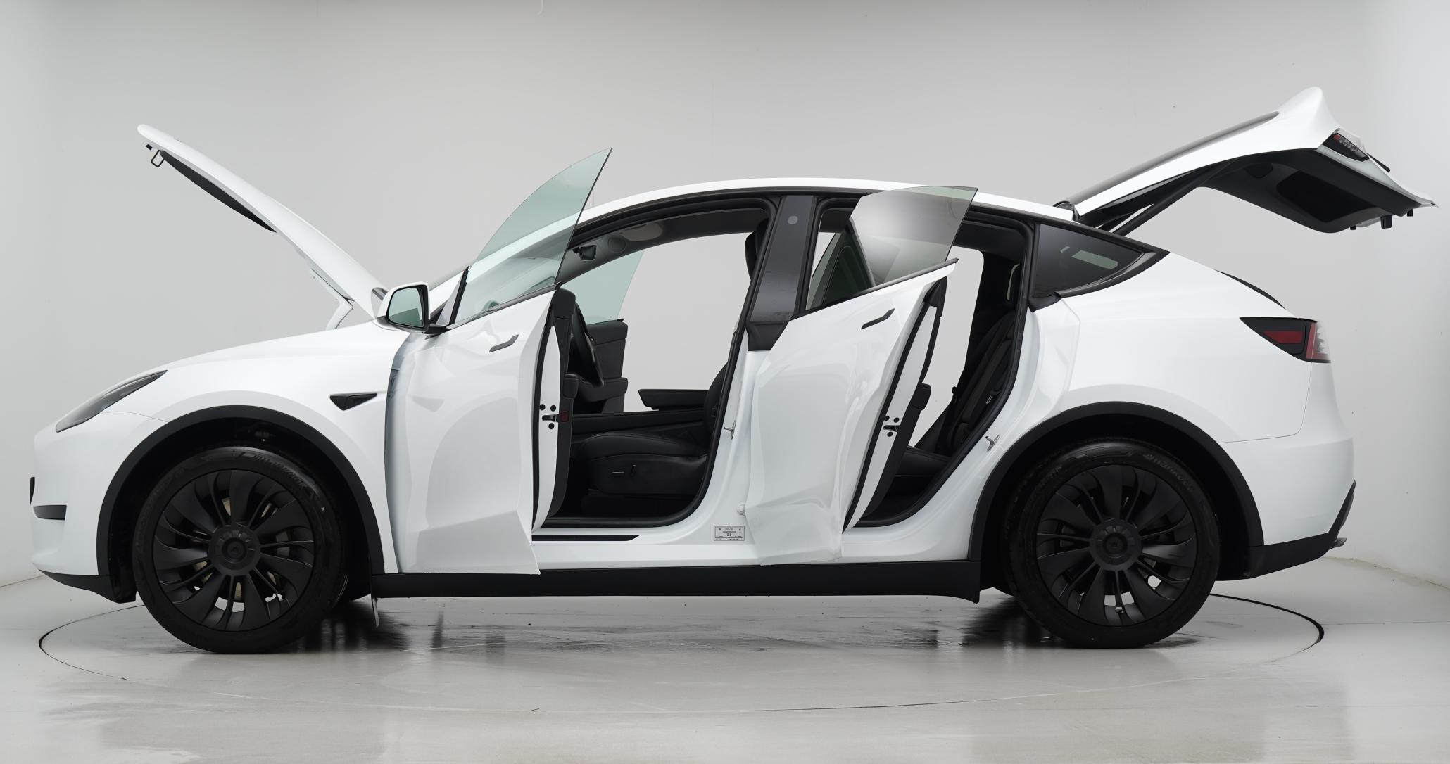 Tesla Model Y SUV 5dr Electric Auto RWD (346 ps)