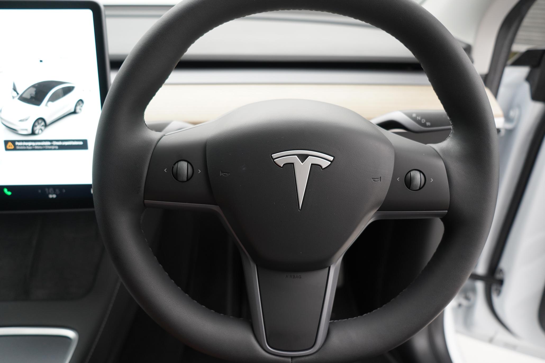 Tesla Model Y SUV 5dr Electric Auto RWD (346 ps)