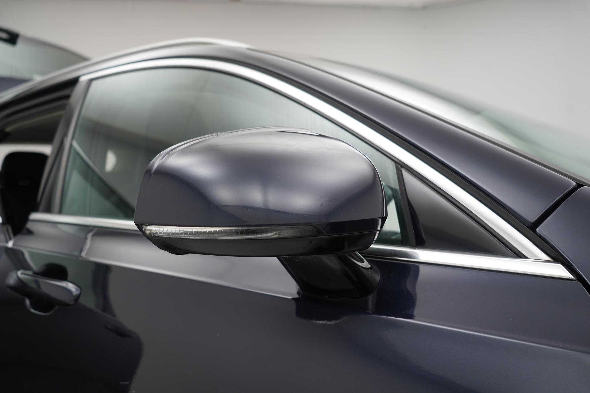 Volvo V90 2.0 D4 Momentum Estate 5dr Diesel Auto Euro 6 (s/s) (190 ps)