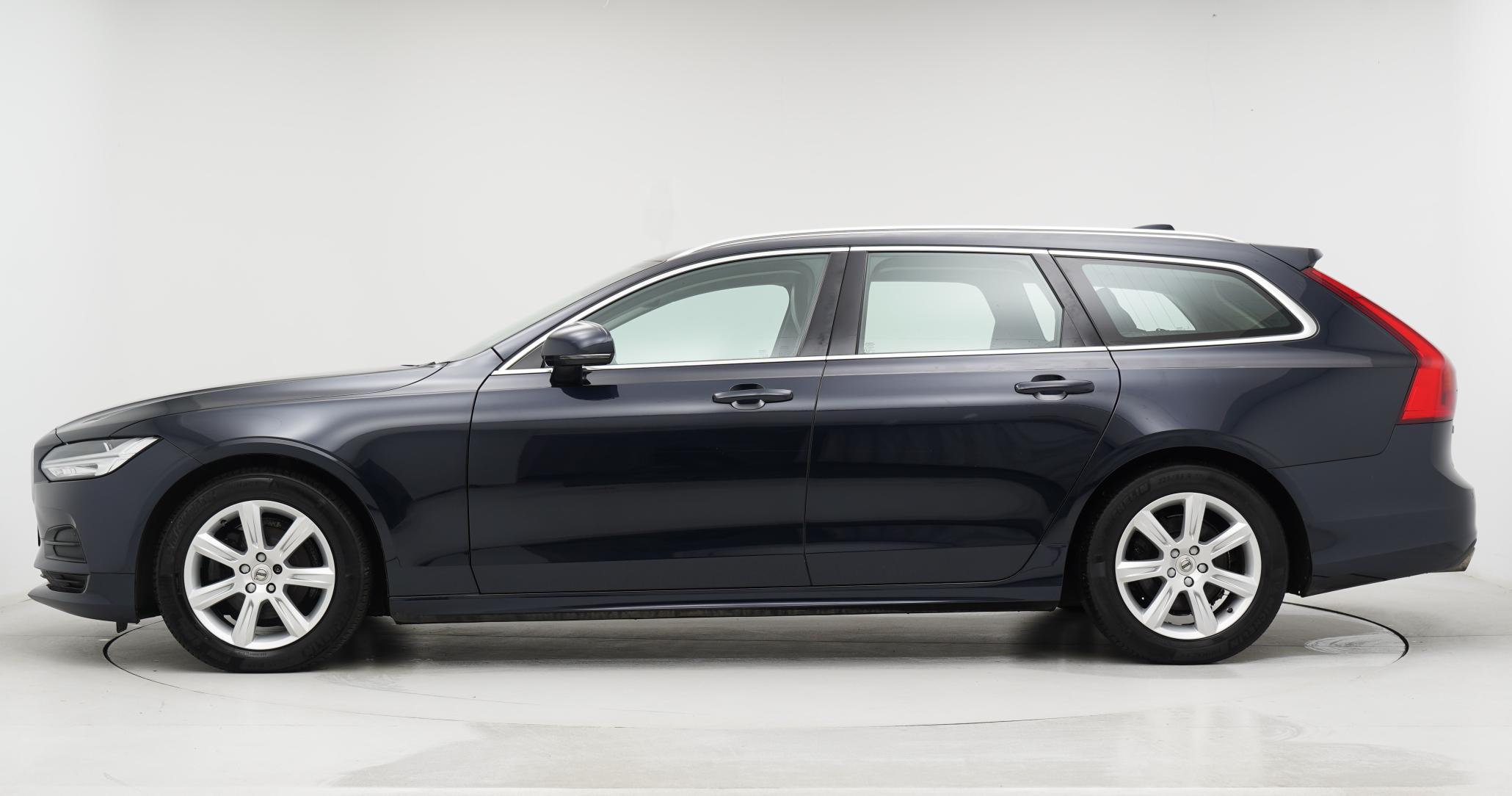 Volvo V90 2.0 D4 Momentum Estate 5dr Diesel Auto Euro 6 (s/s) (190 ps)