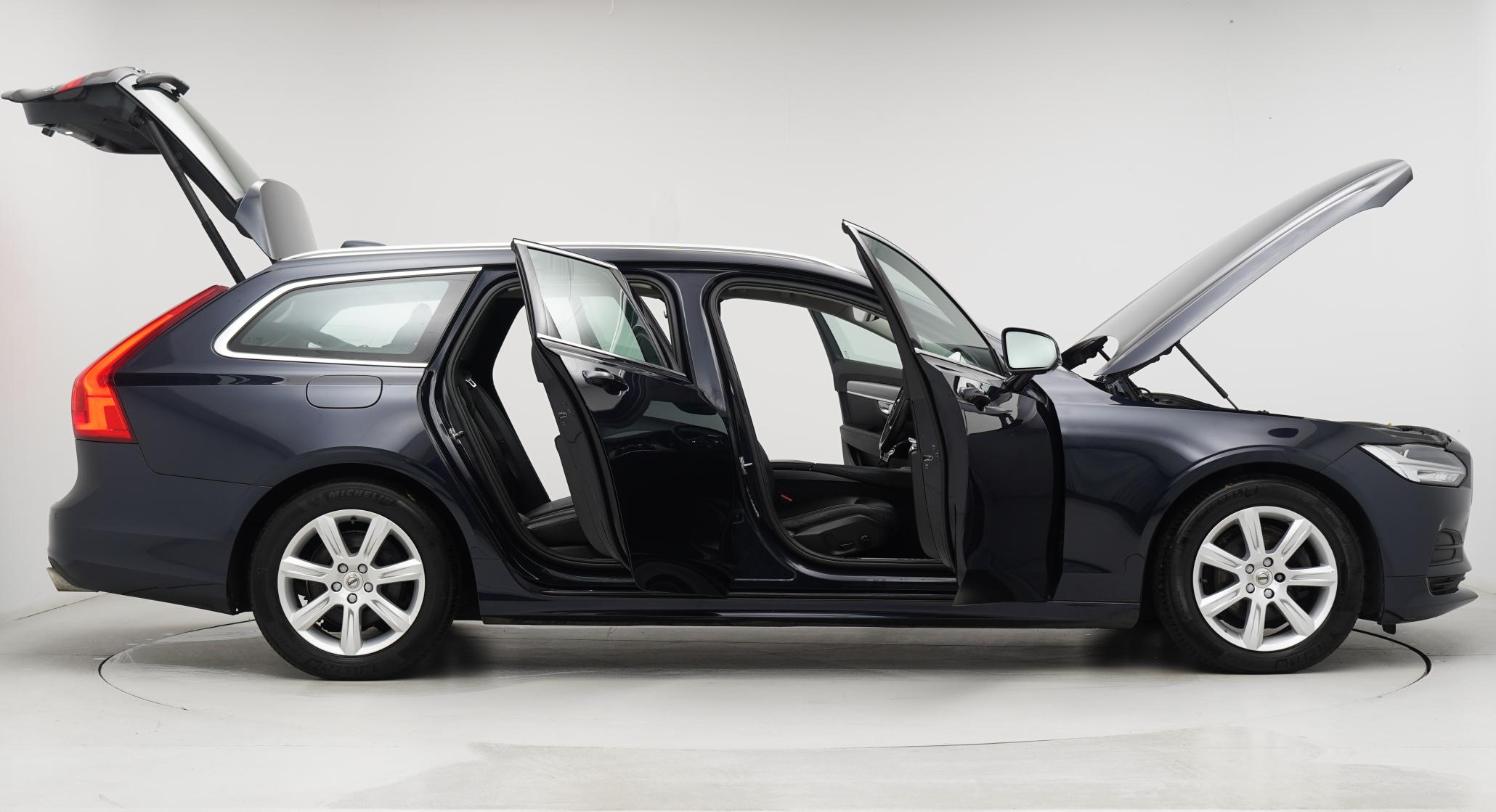 Volvo V90 2.0 D4 Momentum Estate 5dr Diesel Auto Euro 6 (s/s) (190 ps)