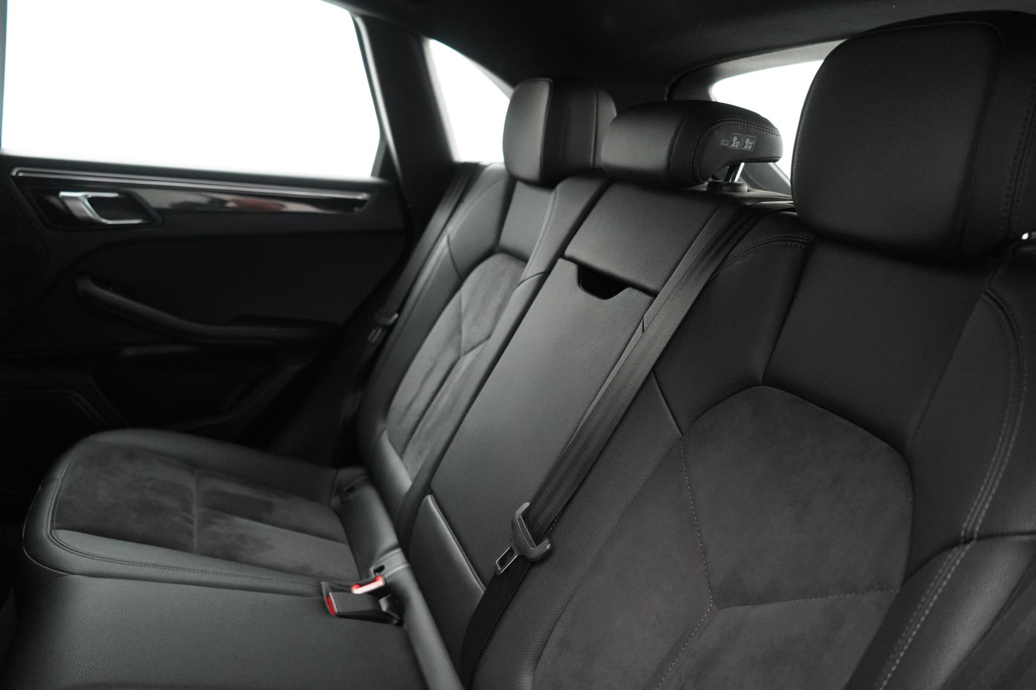 Porsche Macan 3.0T V6 S SUV 5dr Petrol PDK 4WD Euro 6 (s/s) (354 ps)