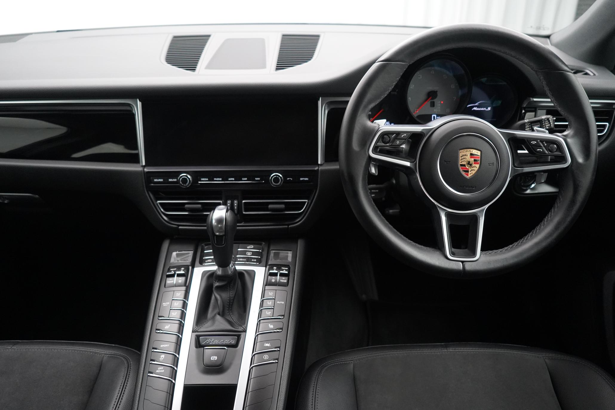 Porsche Macan 3.0T V6 S SUV 5dr Petrol PDK 4WD Euro 6 (s/s) (354 ps)
