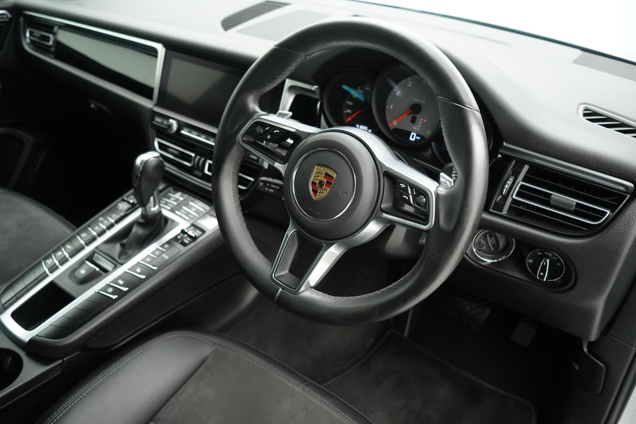 Porsche Macan 3.0T V6 S SUV 5dr Petrol PDK 4WD Euro 6 (s/s) (354 ps)