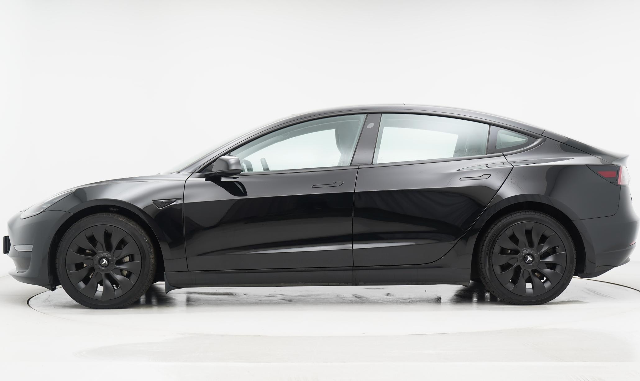 Tesla Model 3 (Dual Motor) Long Range Saloon 4dr Electric Auto 4WDE (346 ps)